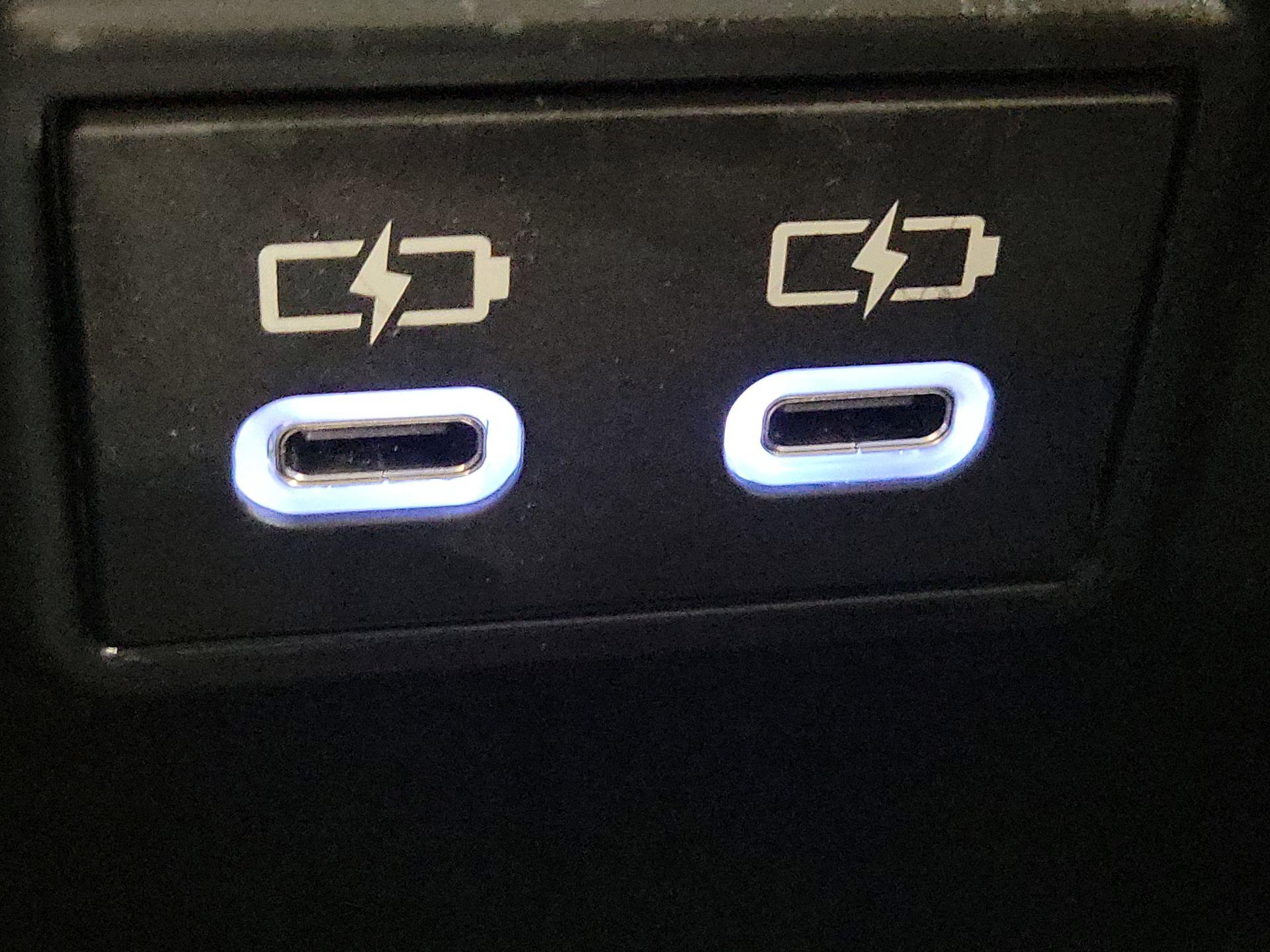 Thumbnail: 2024 Toyota RAV4 - 18