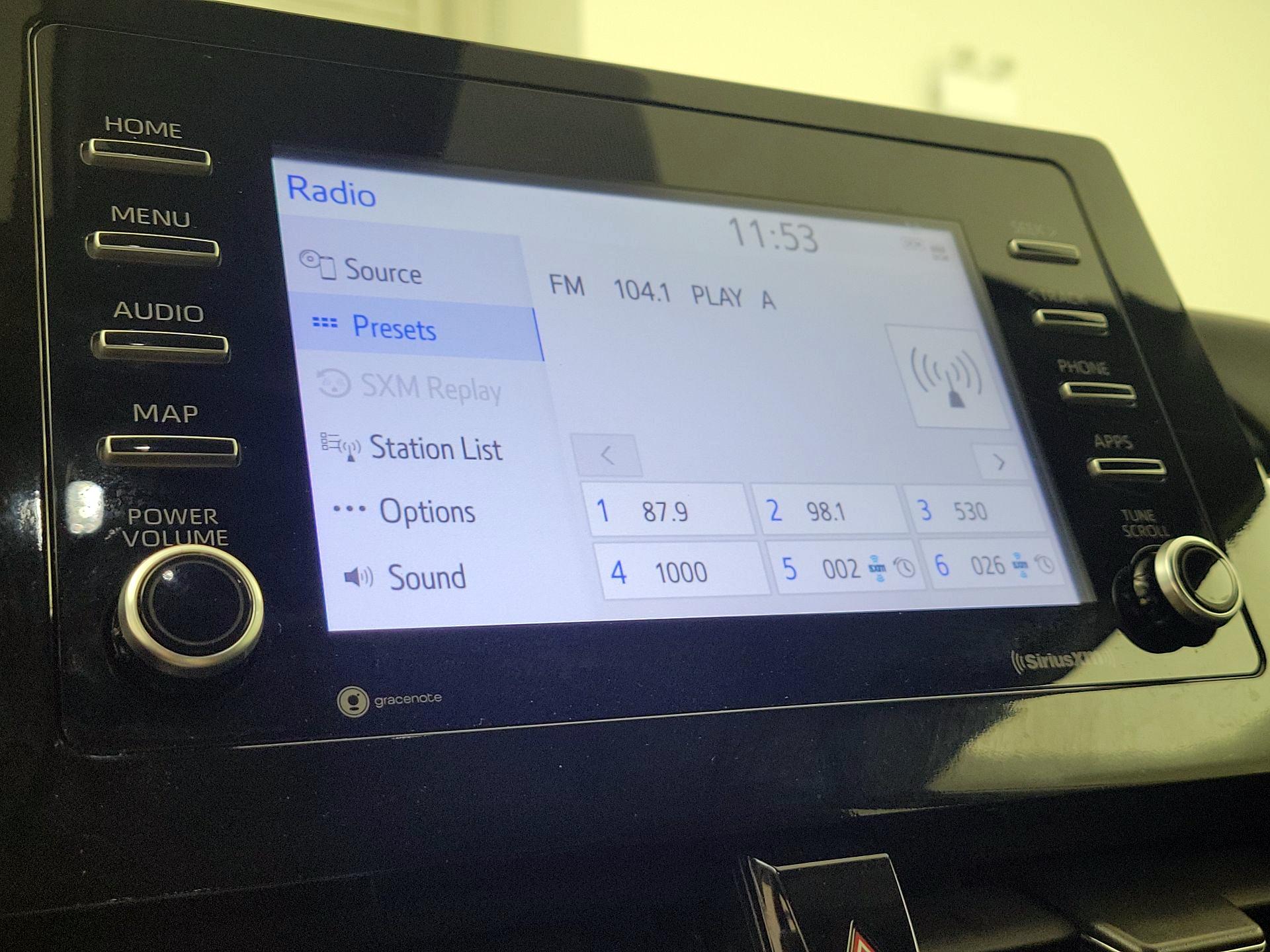 Thumbnail: 2021 Toyota Camry - 15