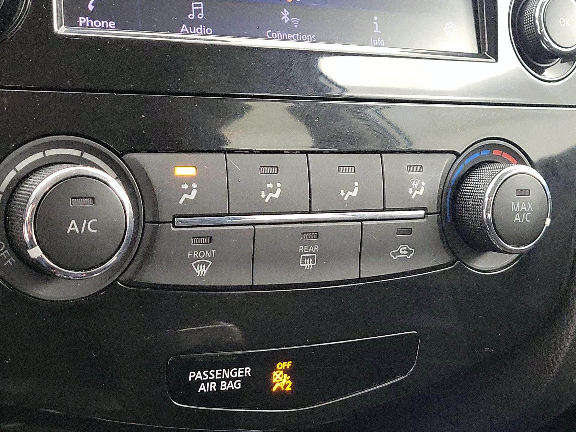 Thumbnail: 2020 Nissan Rogue - 16