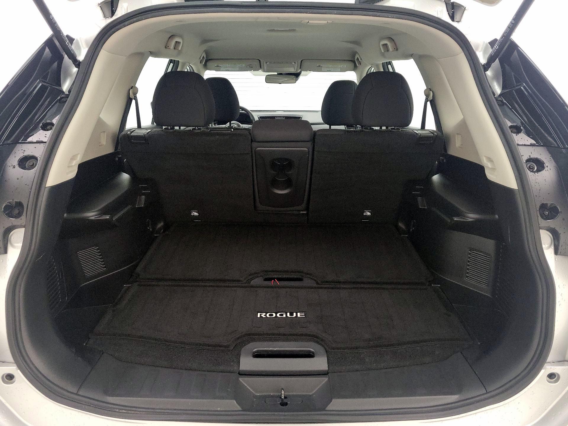 Thumbnail: 2020 Nissan Rogue - 20