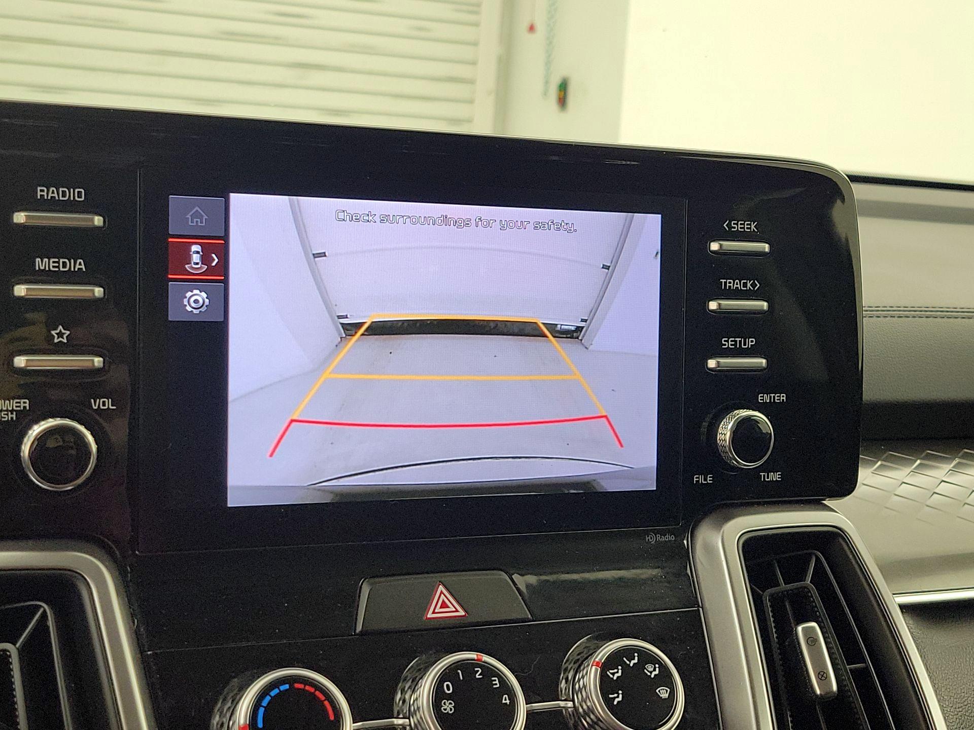 Thumbnail: 2023 Kia Sorento - 14