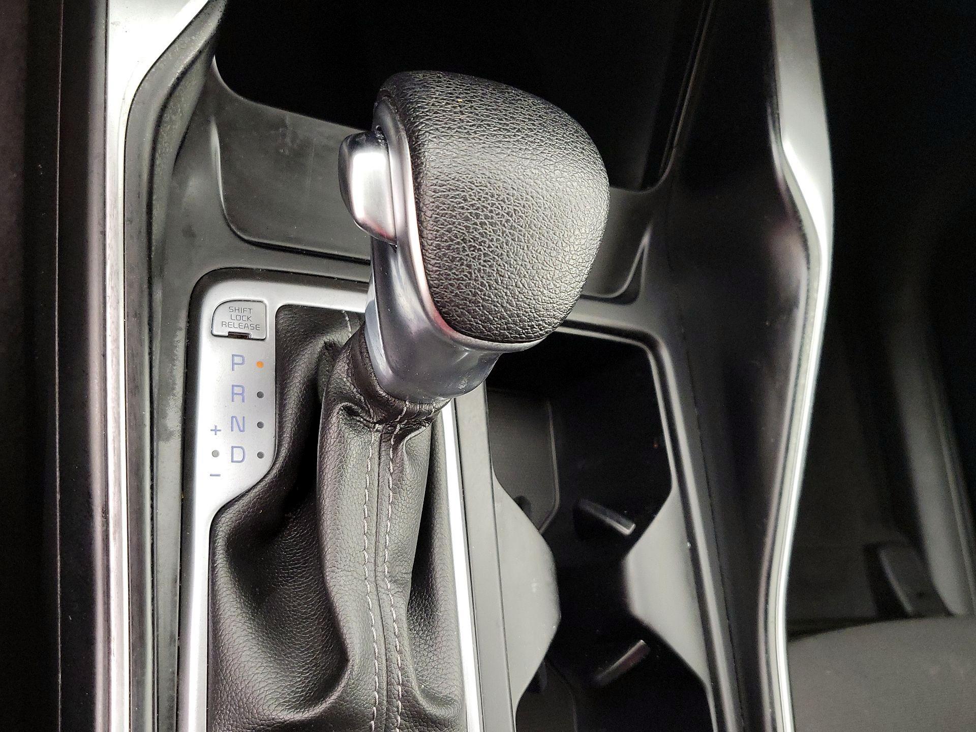 Thumbnail: 2023 Kia Sorento - 17