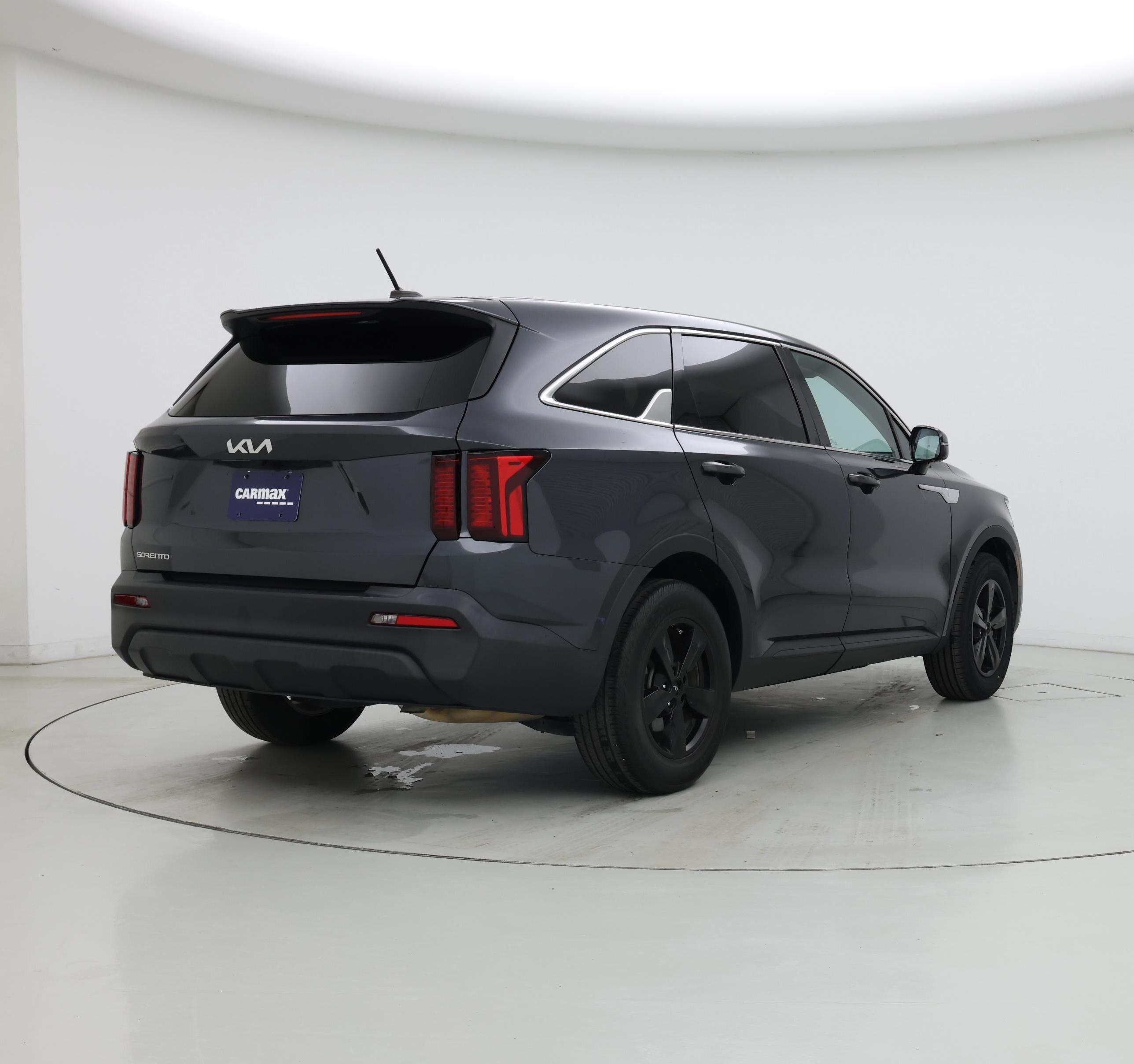 Thumbnail: 2023 Kia Sorento - 8