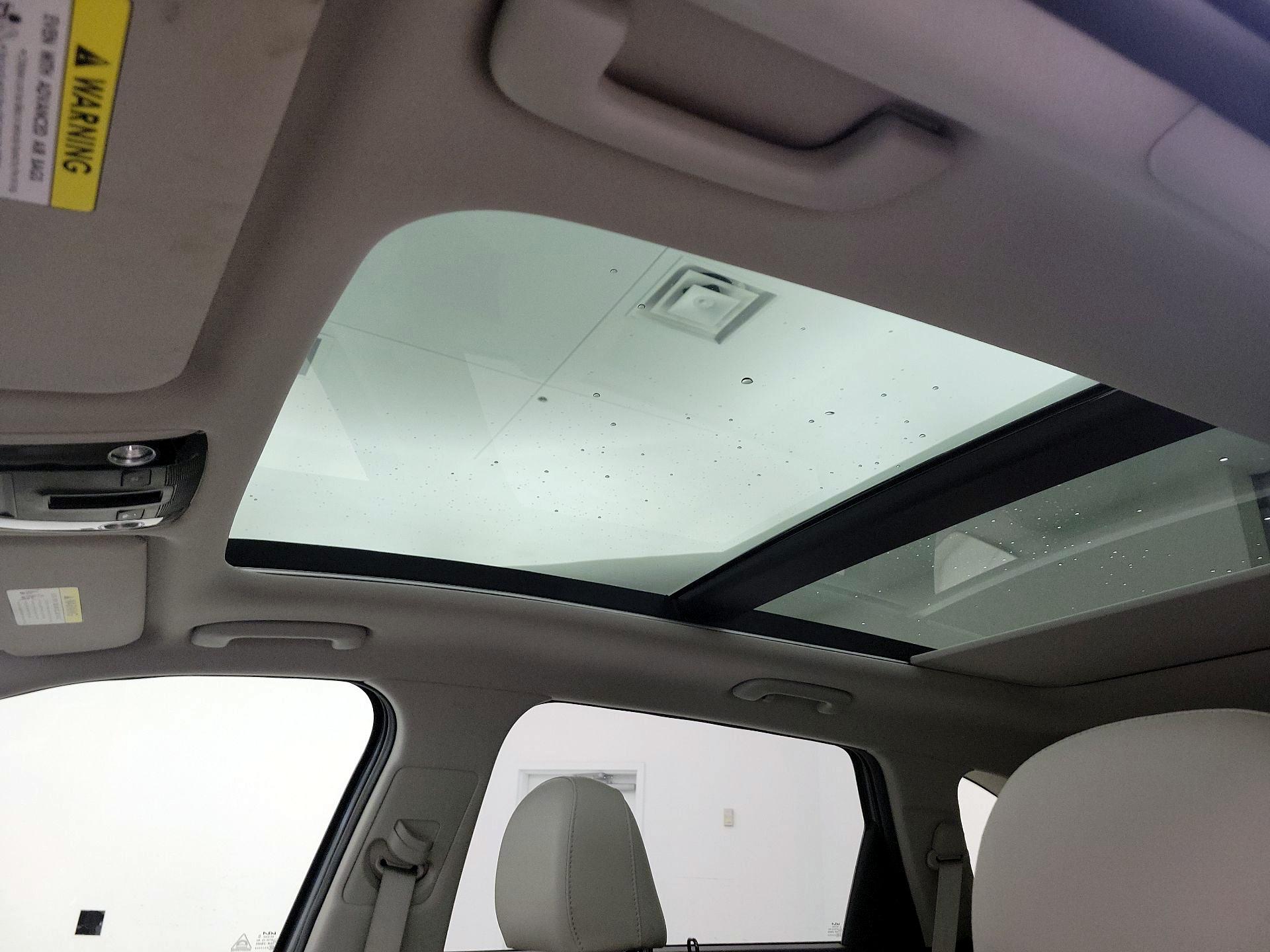 Thumbnail: 2023 Kia Sorento - 20