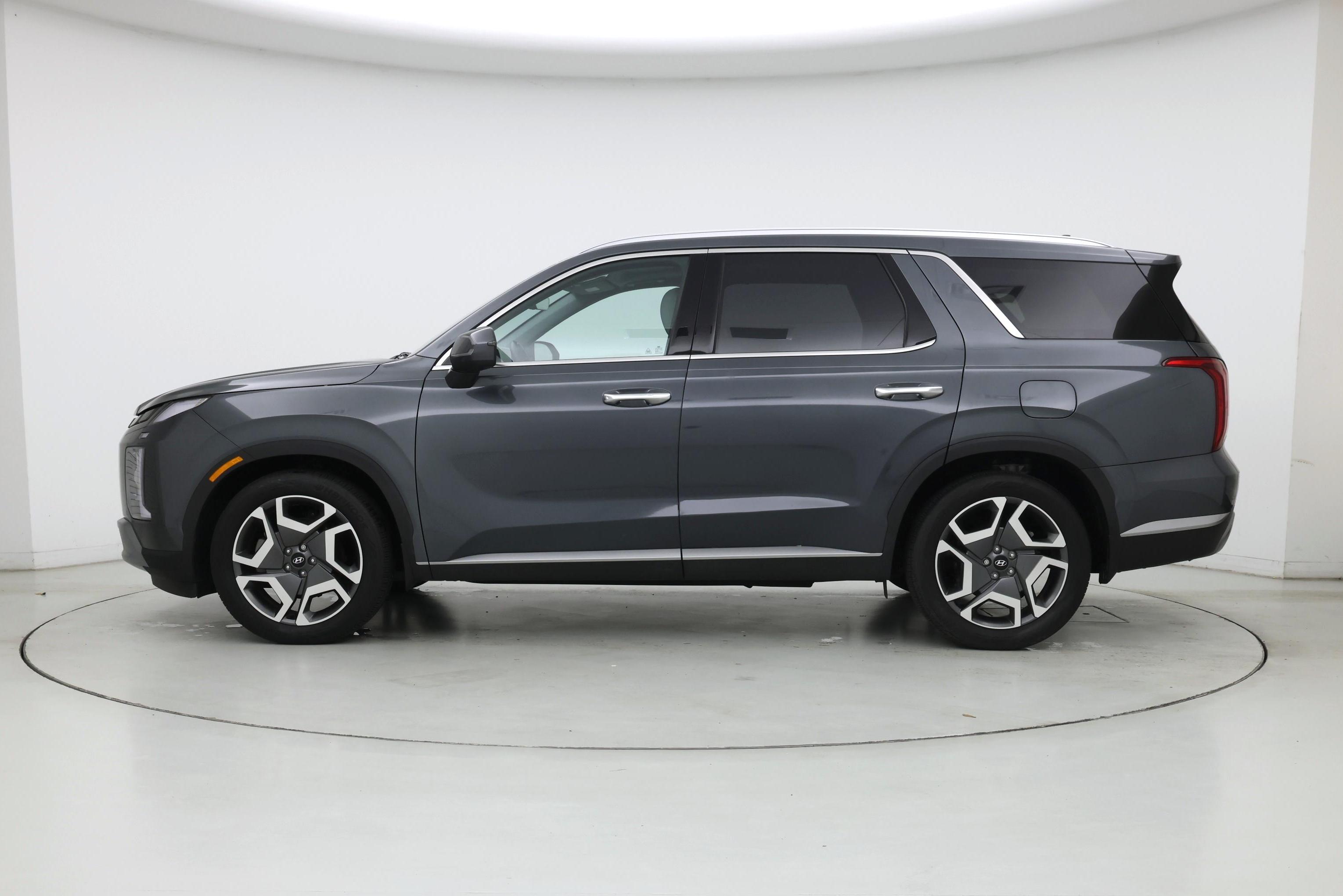 Thumbnail: 2023 Hyundai Palisade - 3