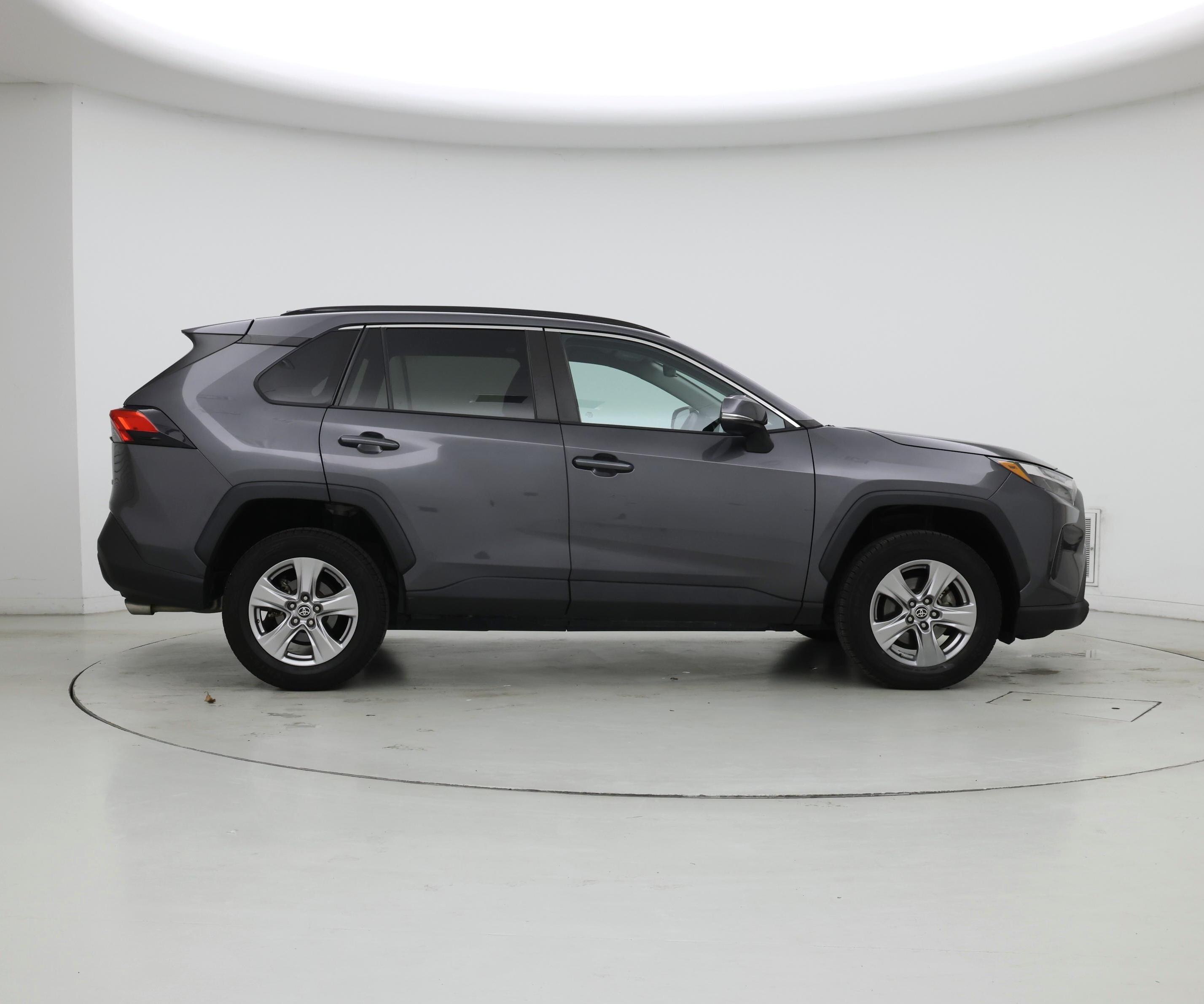 Thumbnail: 2022 Toyota RAV4 - 7