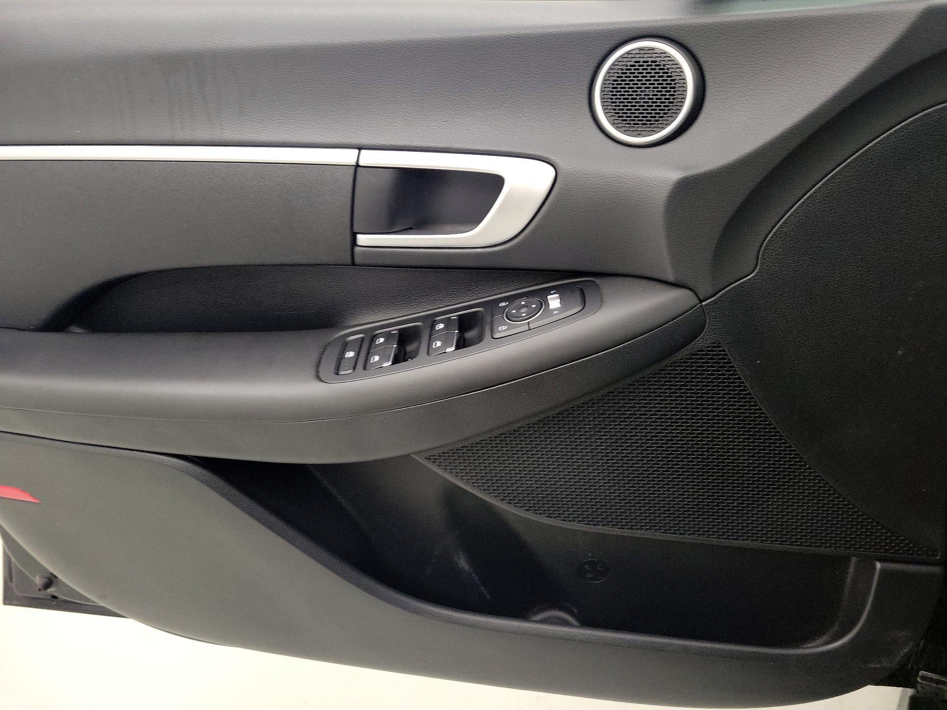 Thumbnail: 2023 Hyundai Sonata - 12