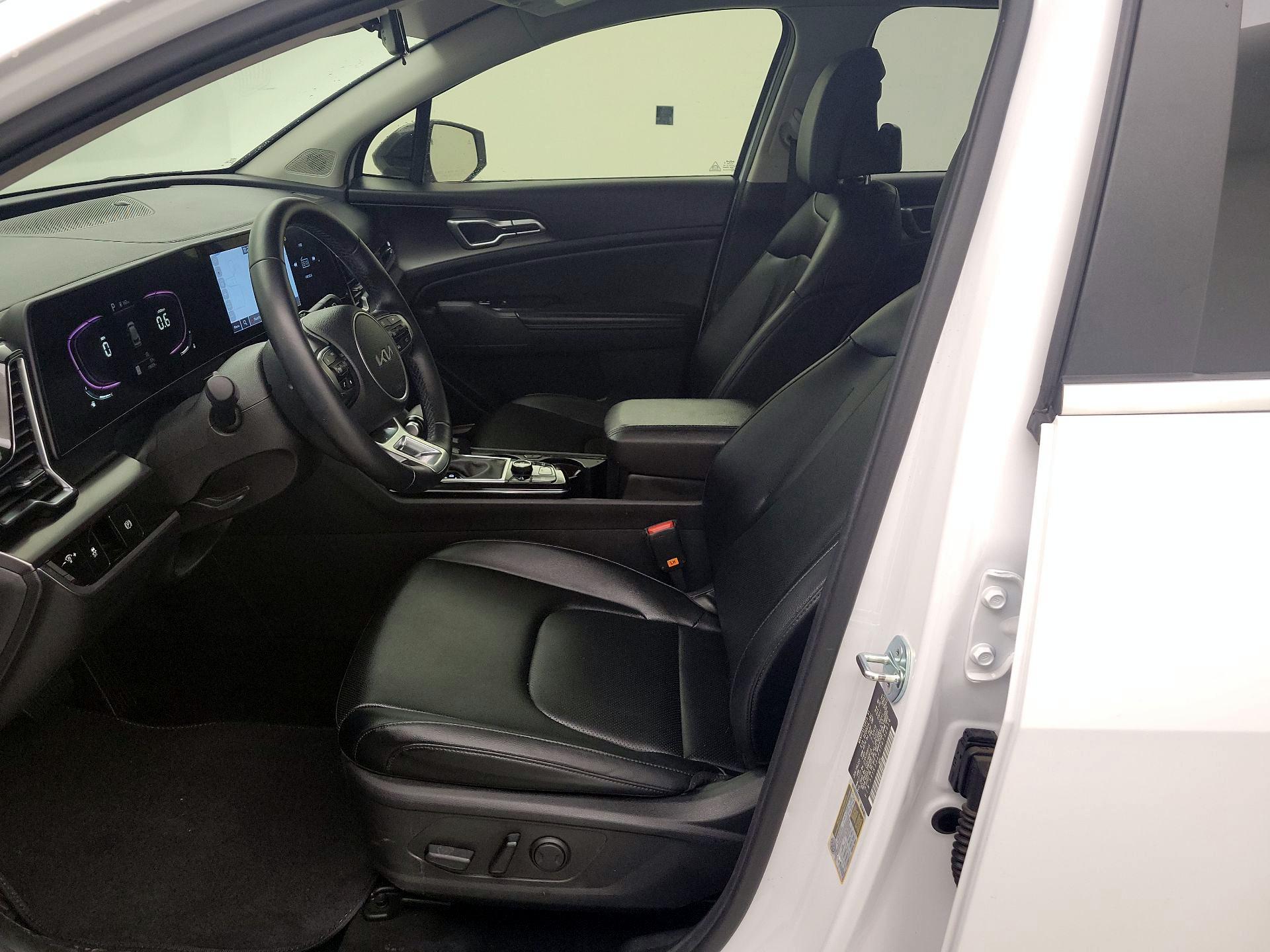 Thumbnail: 2023 Kia Sportage - 11