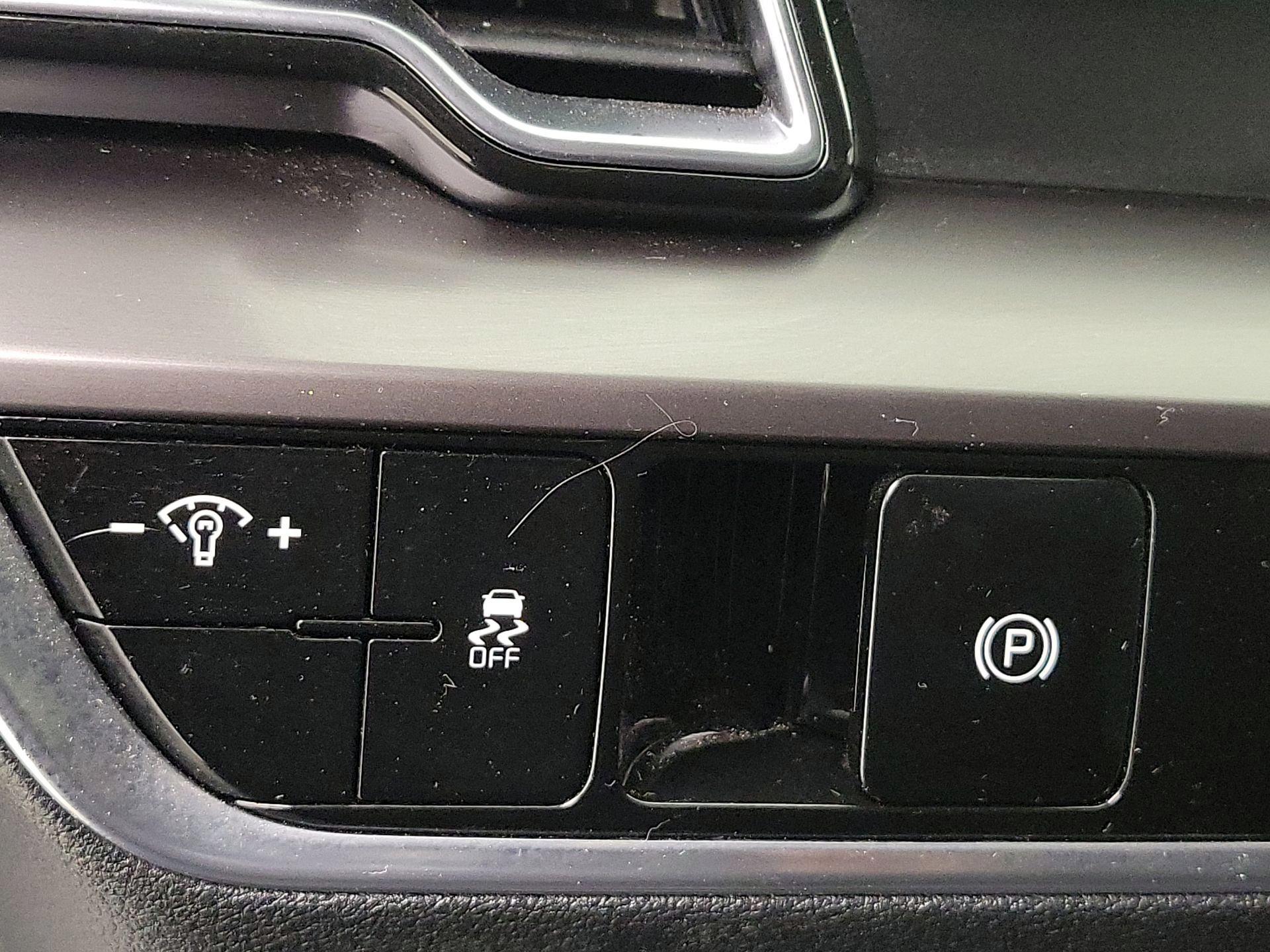 Thumbnail: 2023 Kia Sportage - 13