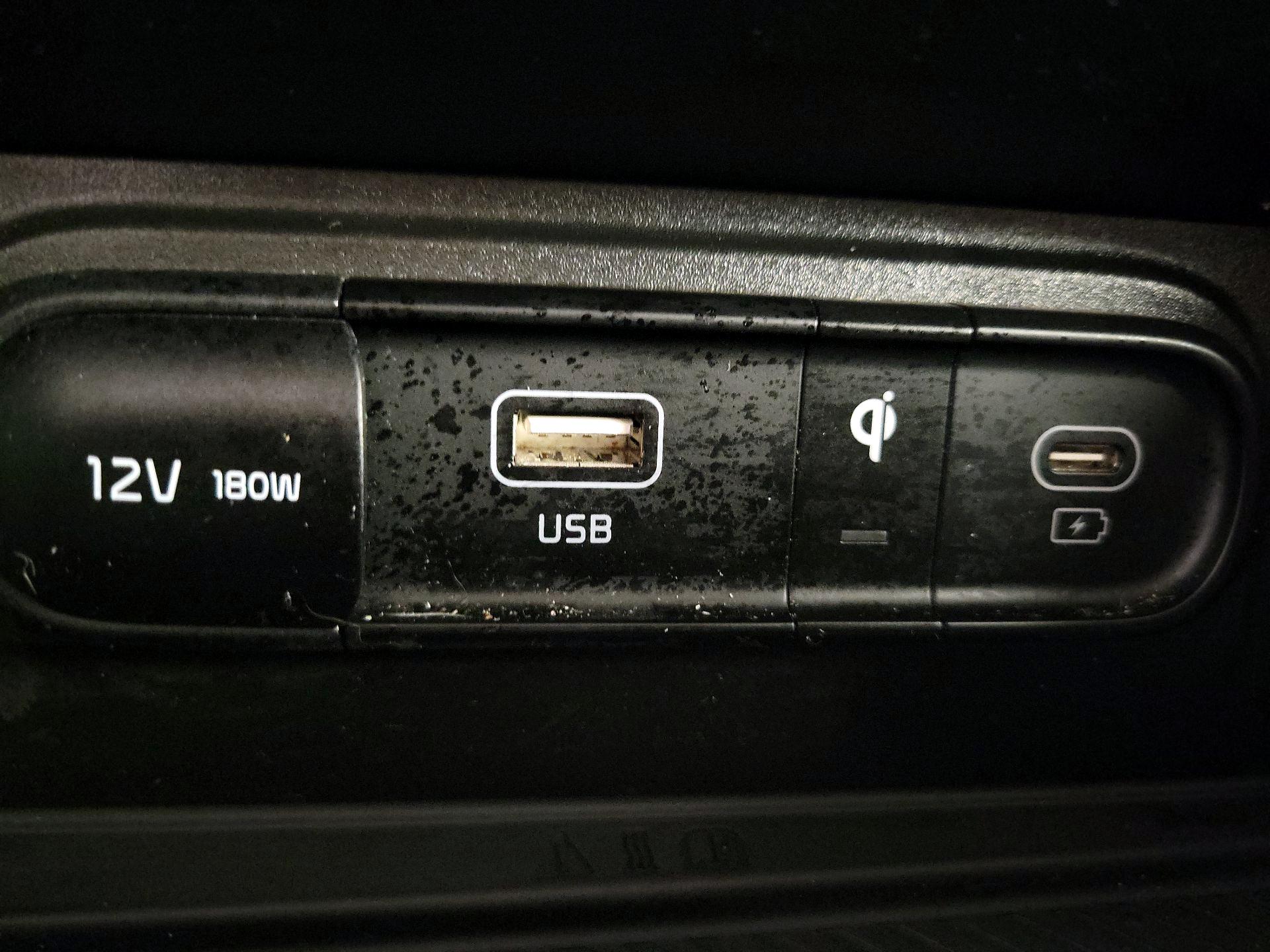 Thumbnail: 2023 Kia Sportage - 19