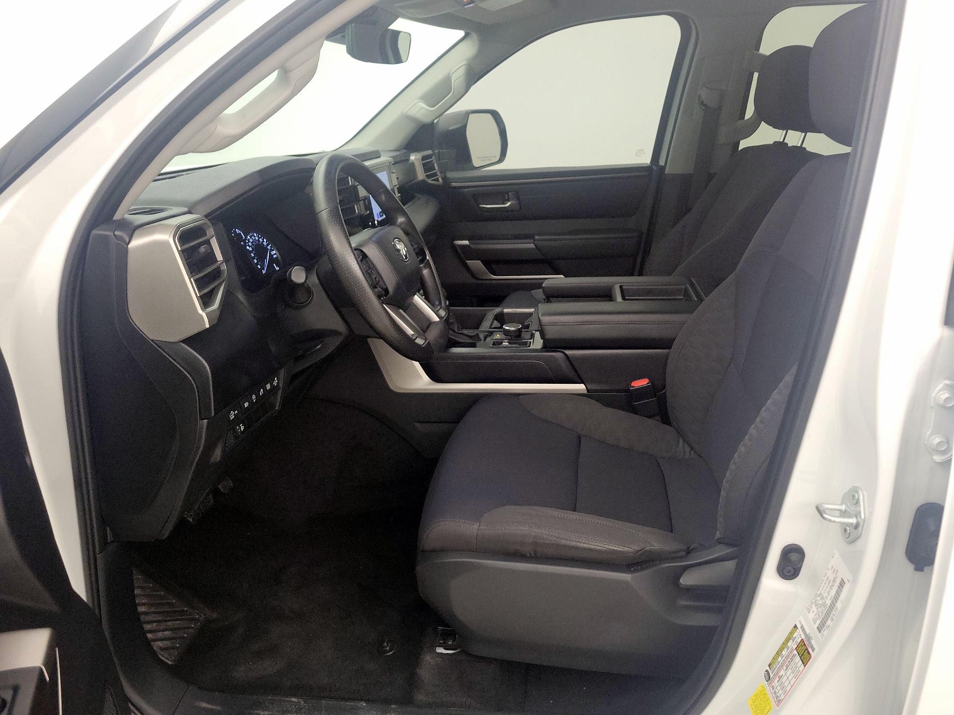 Thumbnail: 2022 Toyota Tundra - 11