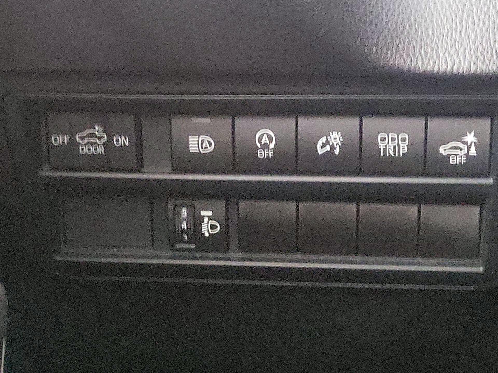 Thumbnail: 2022 Toyota Tundra - 13