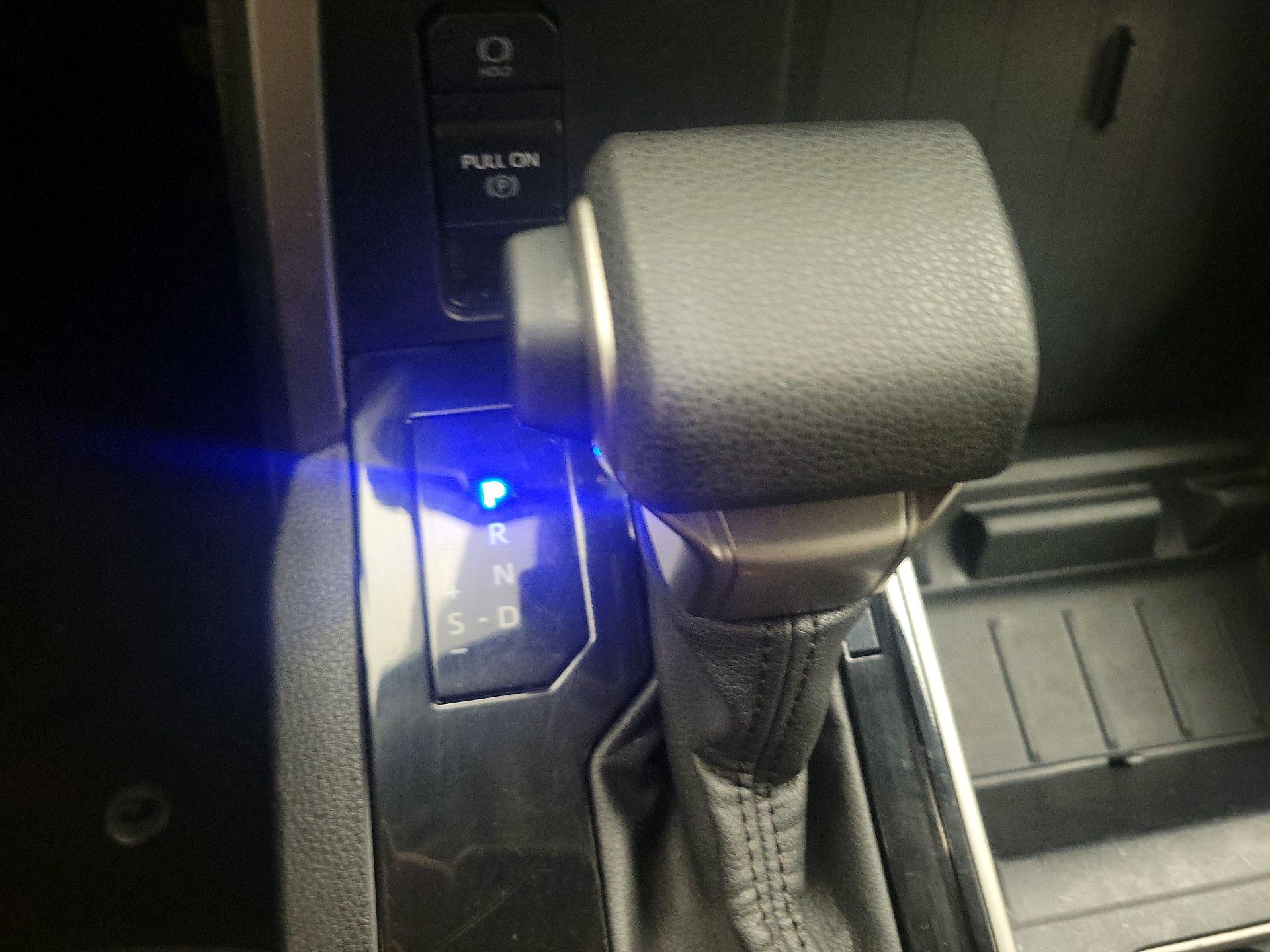 Thumbnail: 2022 Toyota Tundra - 17