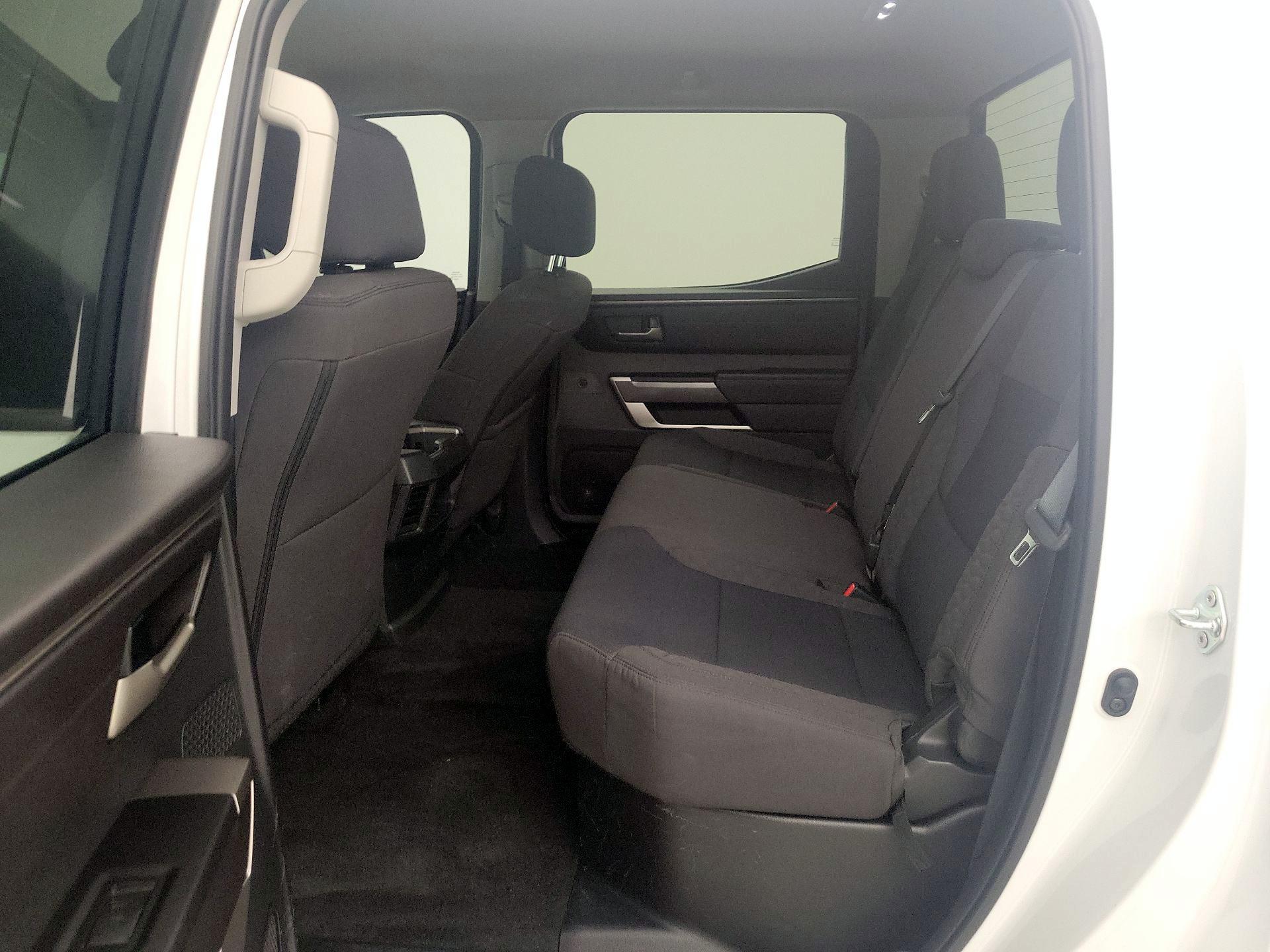 Thumbnail: 2022 Toyota Tundra - 18