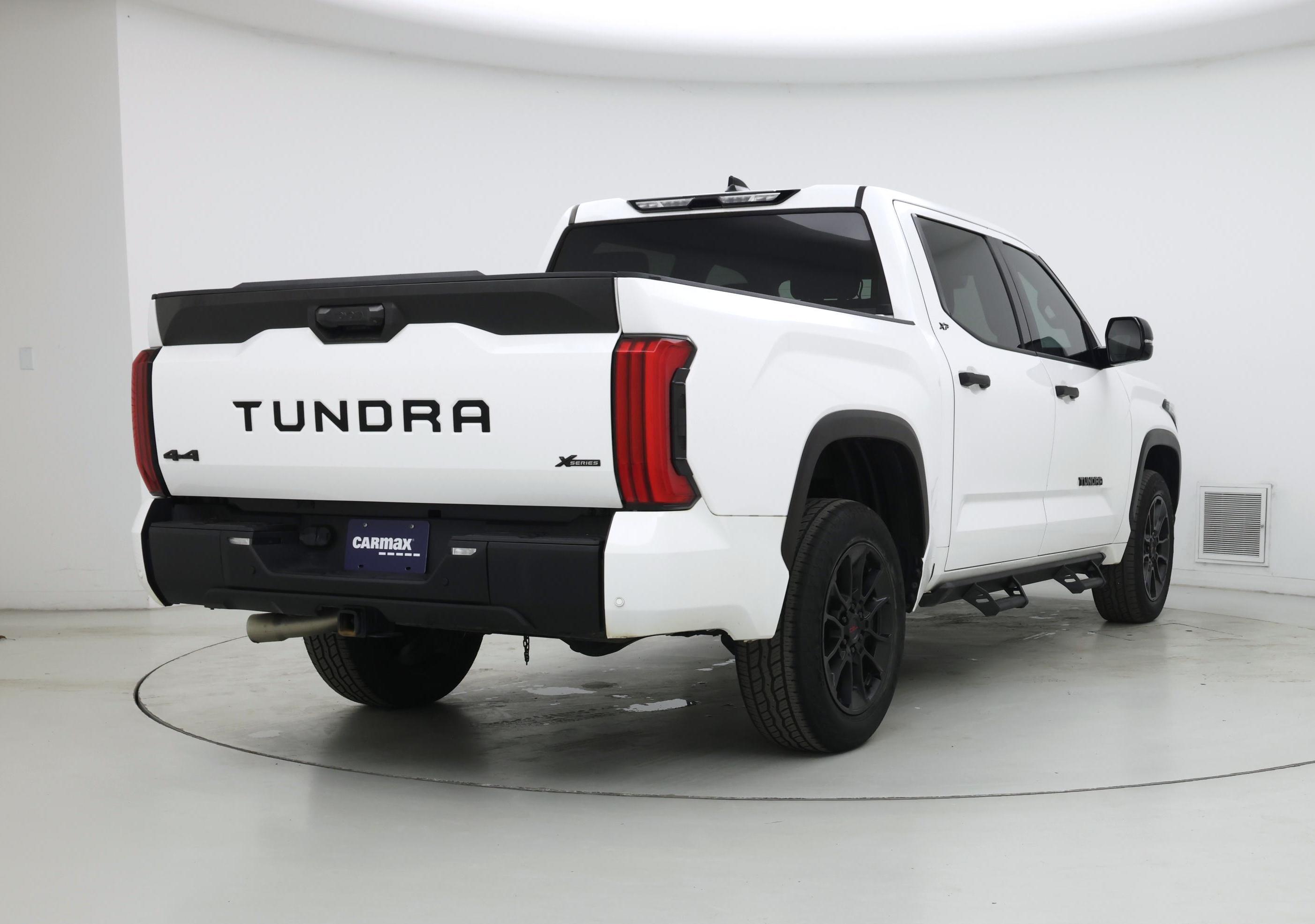 Thumbnail: 2022 Toyota Tundra - 8