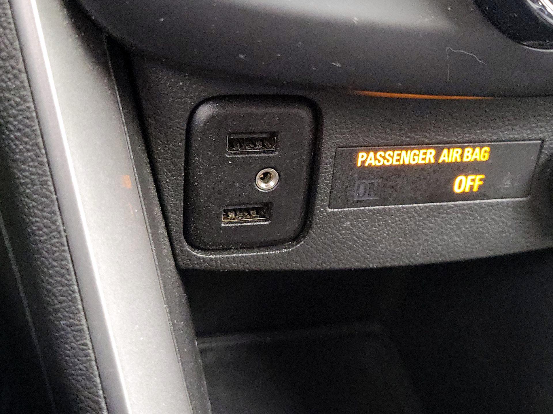 Thumbnail: 2022 Chevrolet Trax - 18