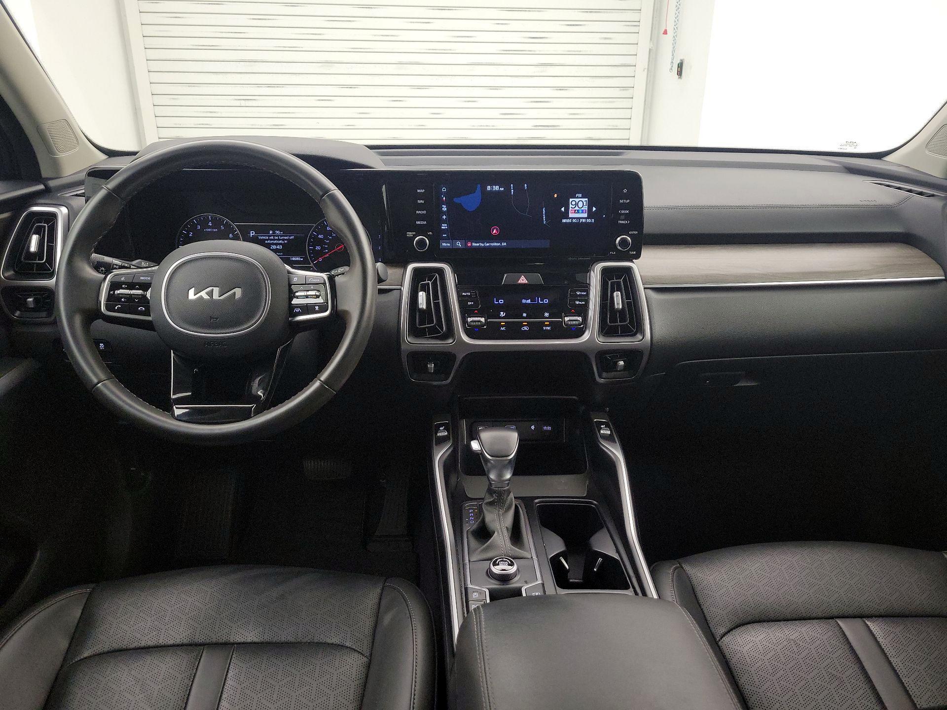 Thumbnail: 2023 Kia Sorento - 9