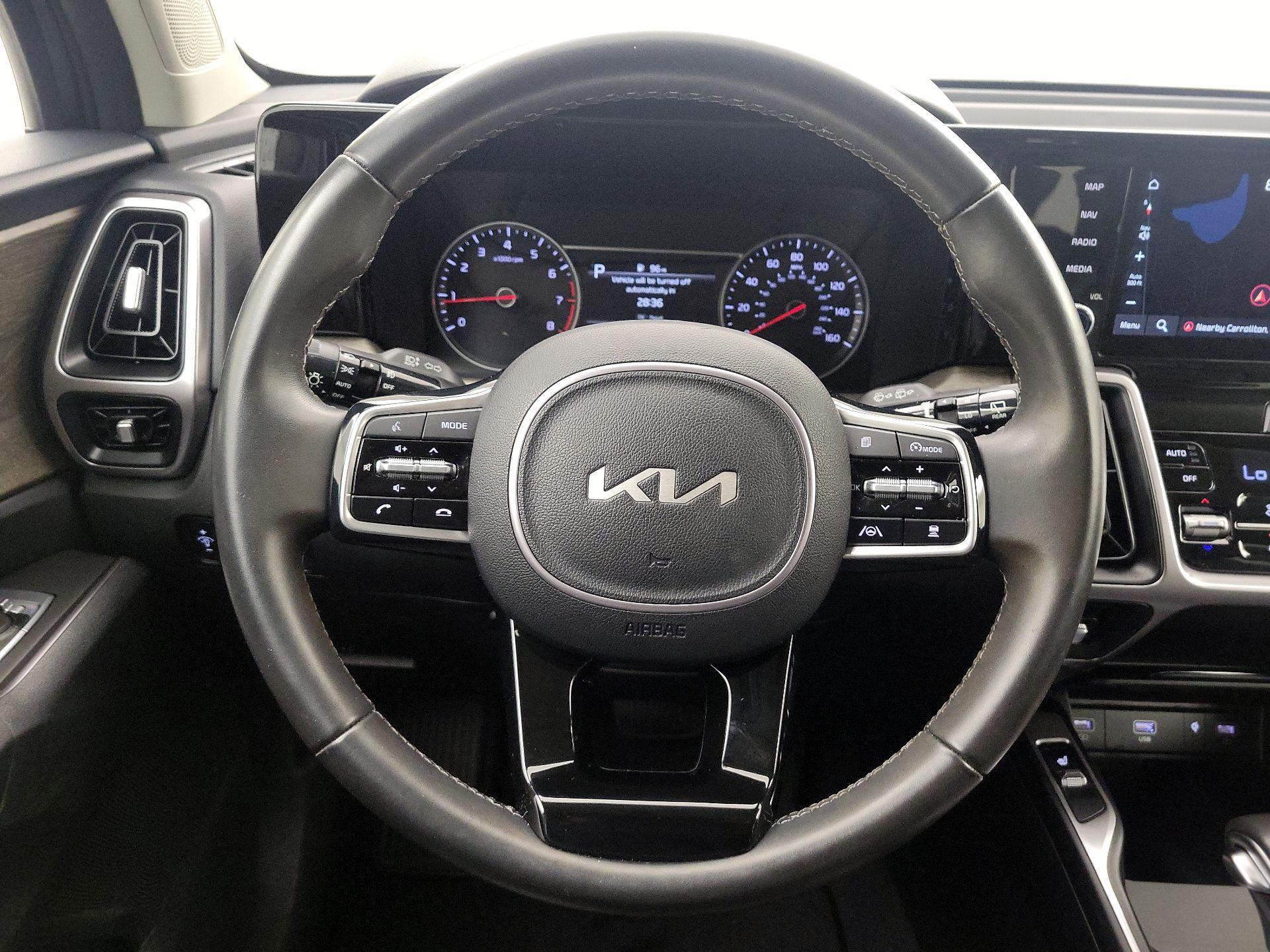 Thumbnail: 2023 Kia Sorento - 10