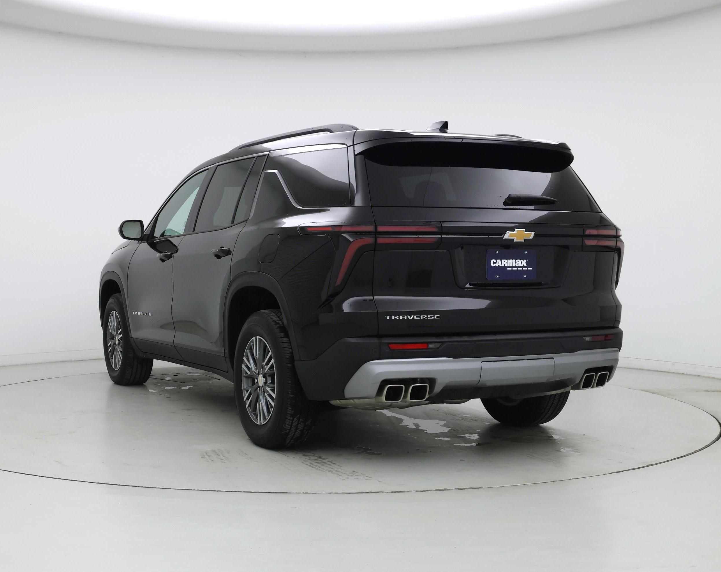 Thumbnail: 2025 Chevrolet Traverse - 2