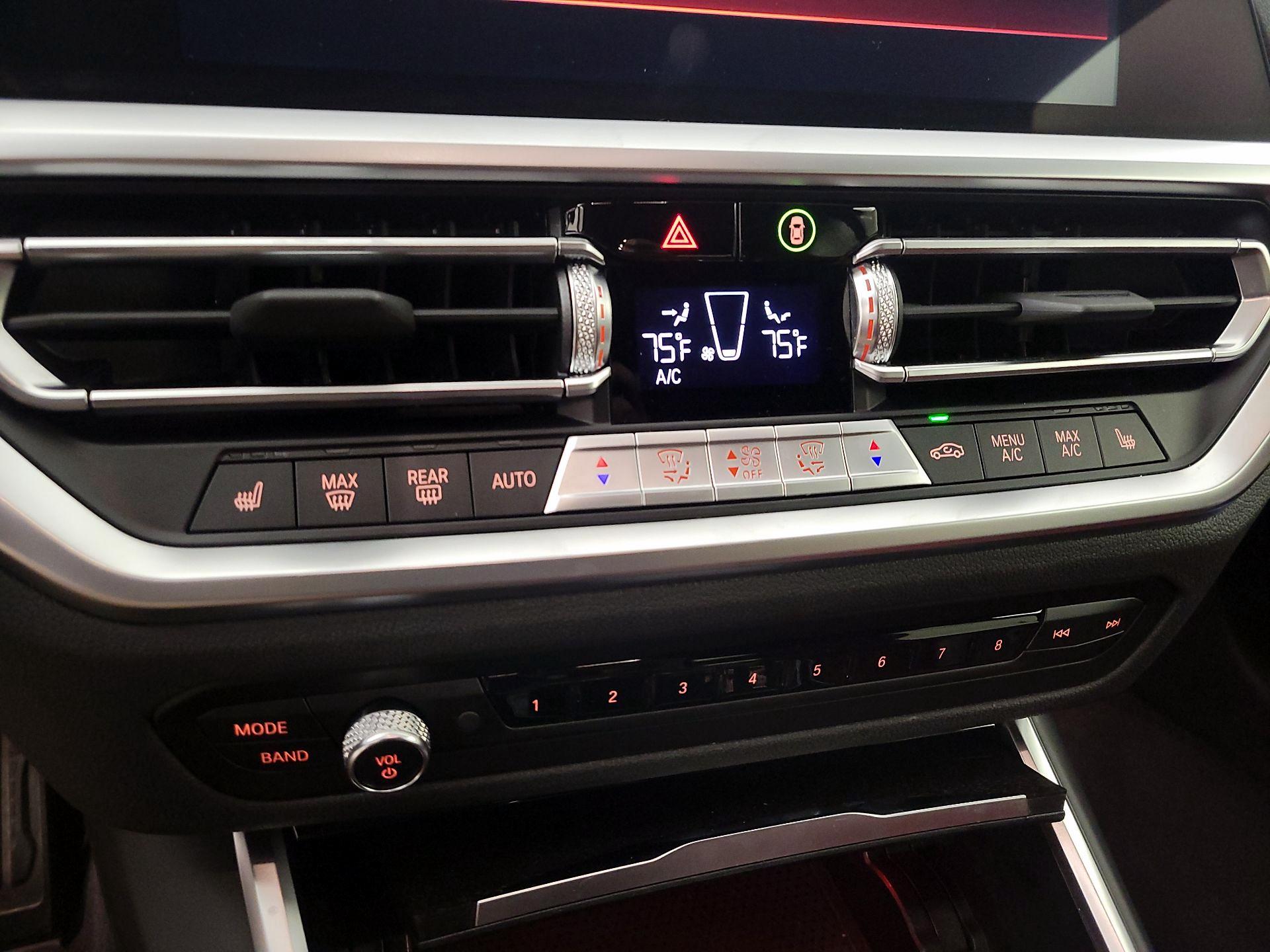 Thumbnail: 2022 BMW 3 Series - 17