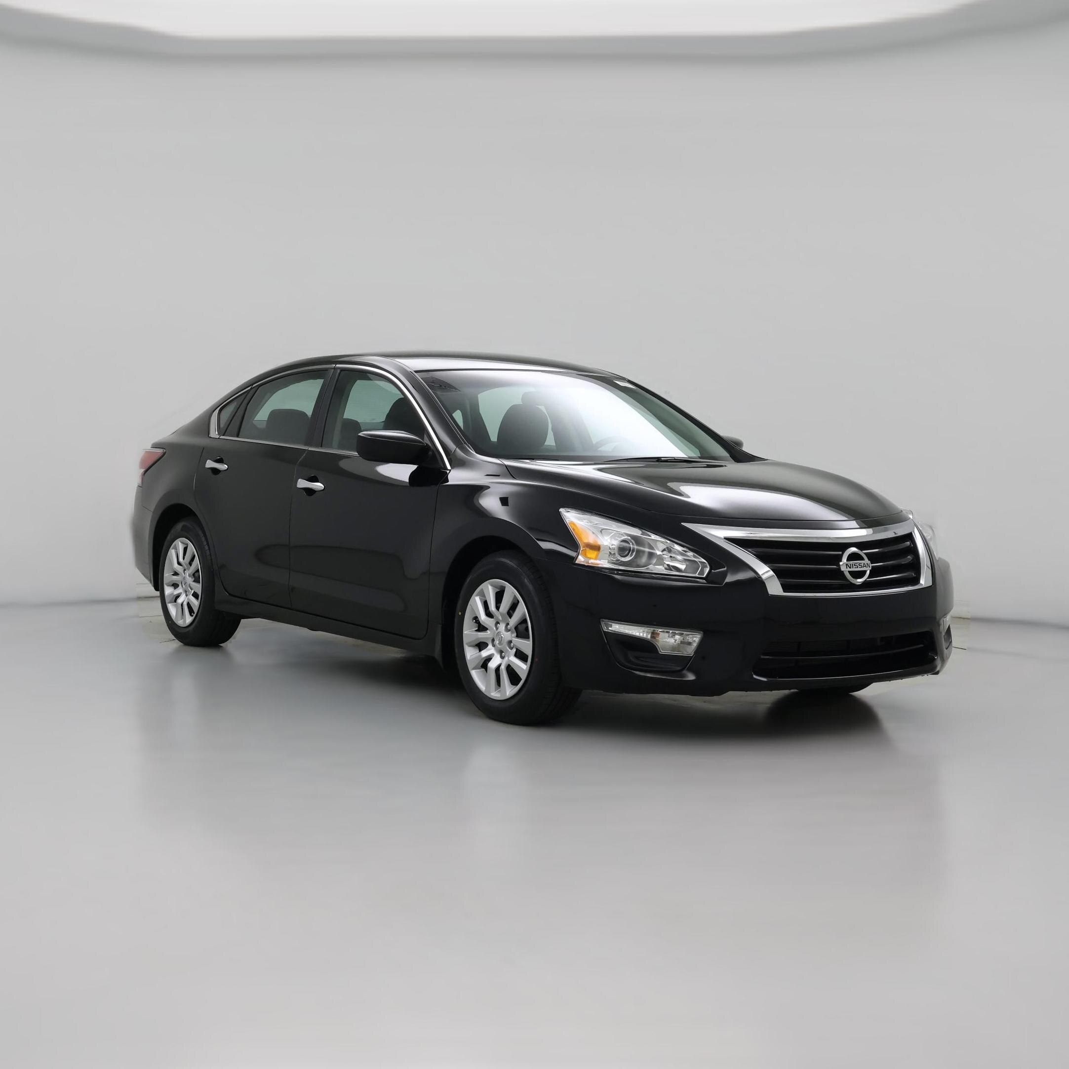 Thumbnail: 2015 Nissan Altima - 1