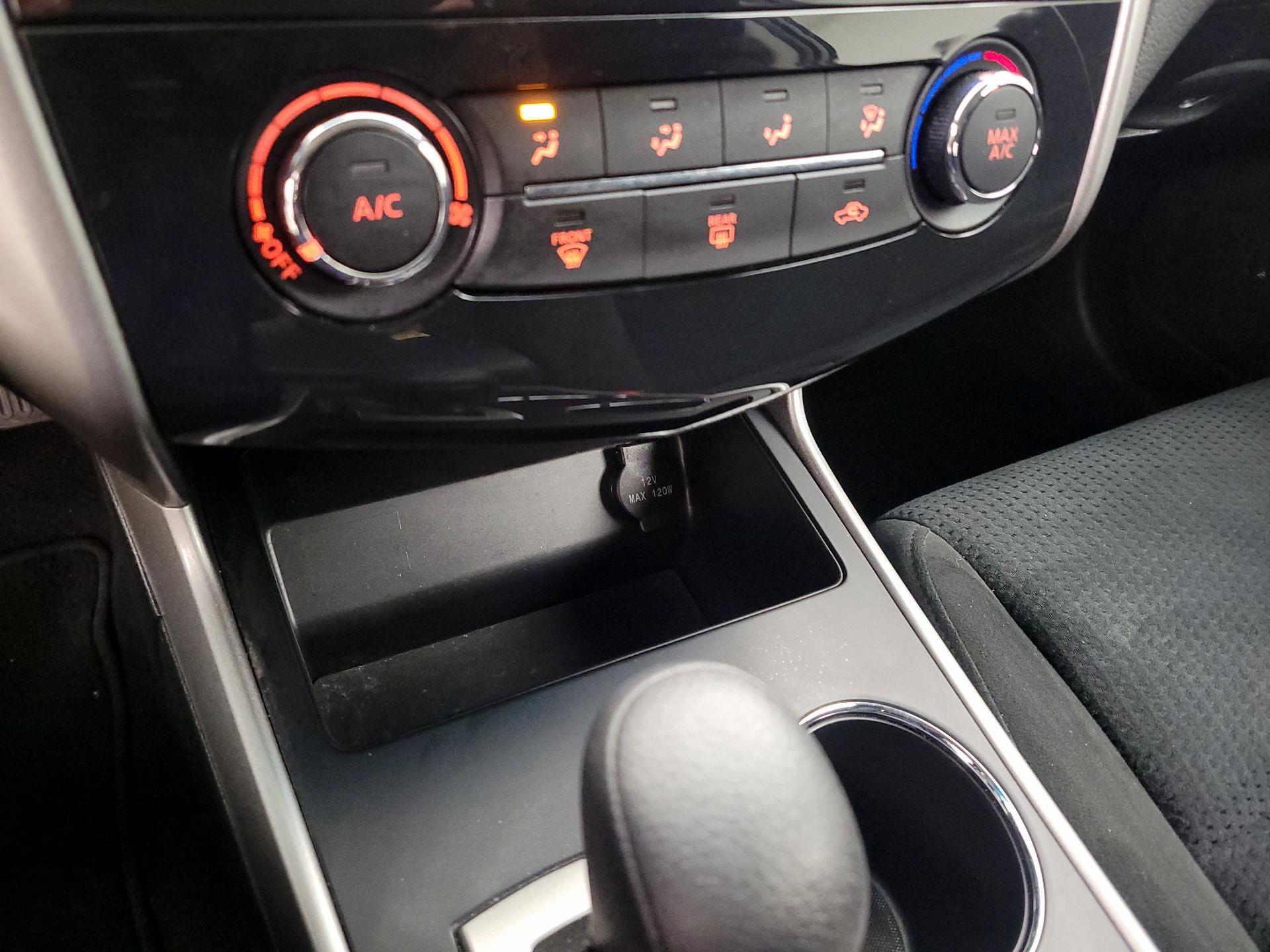 Thumbnail: 2015 Nissan Altima - 15