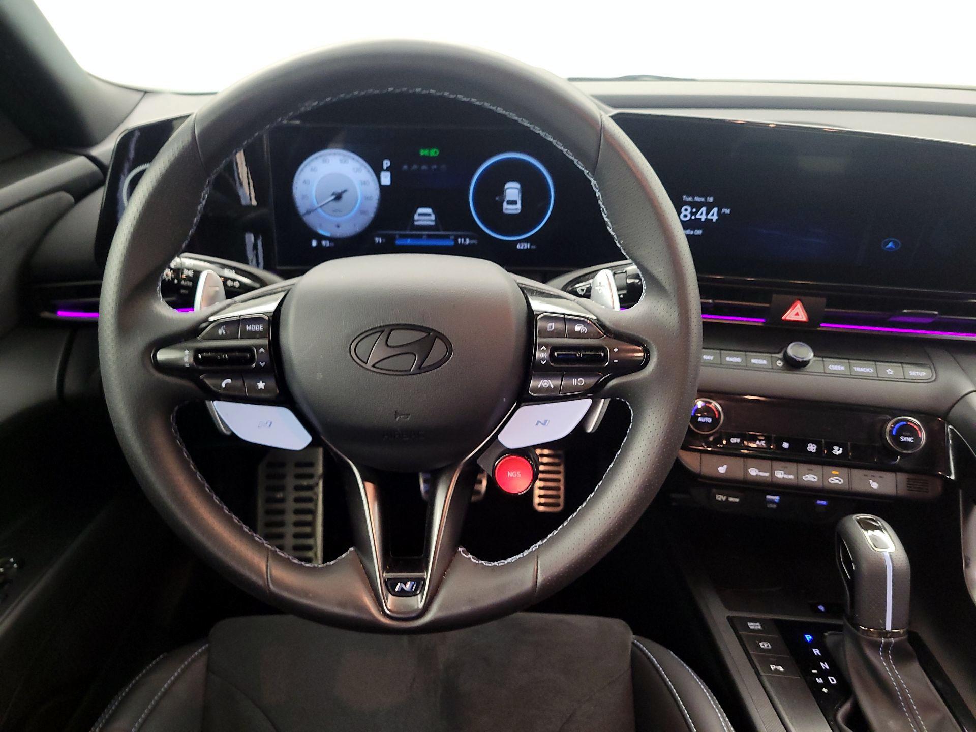 Thumbnail: 2025 Hyundai Elantra - 10