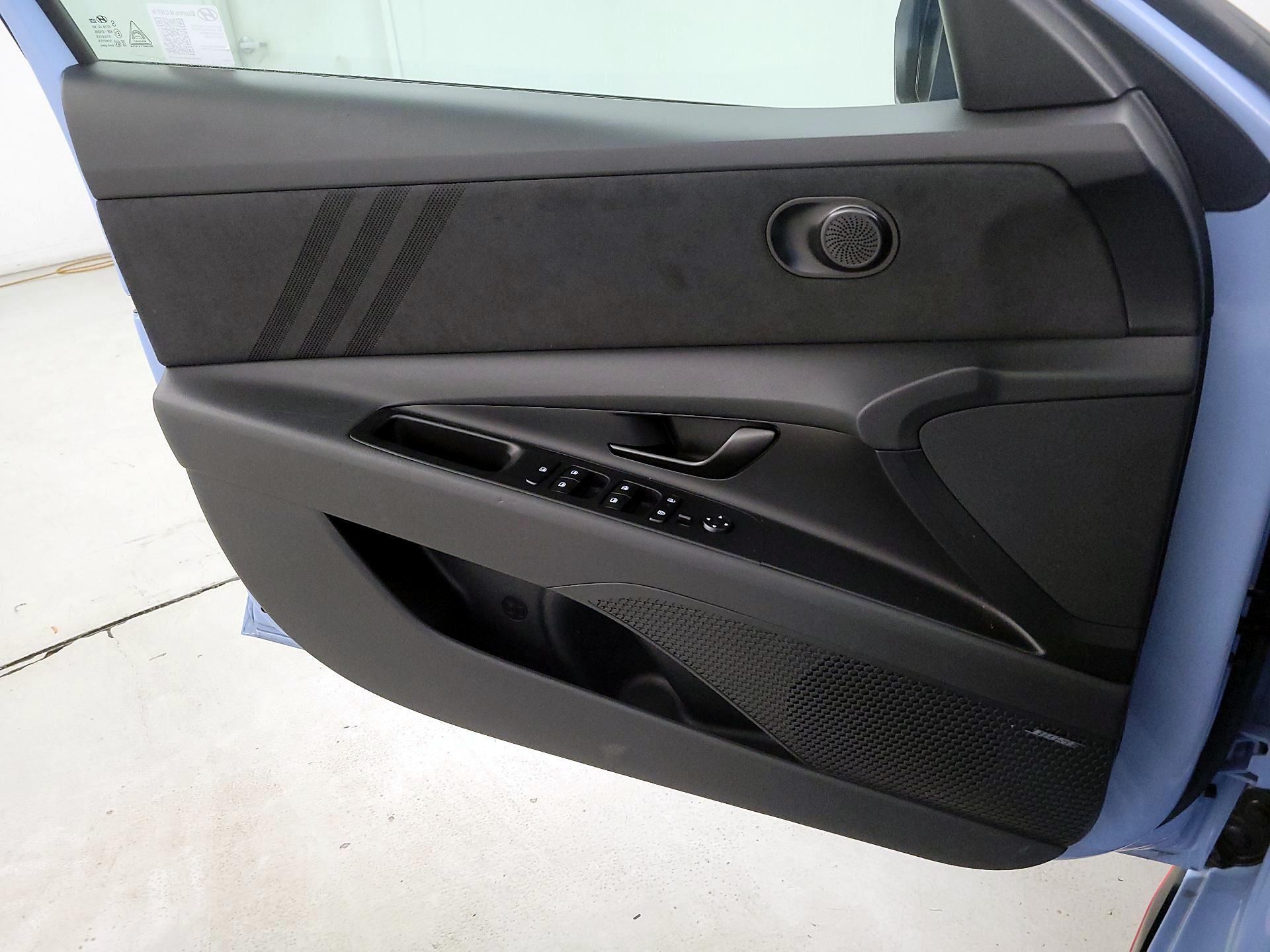 Thumbnail: 2025 Hyundai Elantra - 12