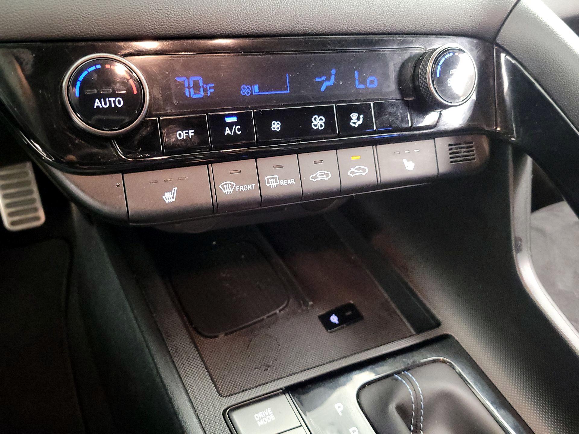 Thumbnail: 2025 Hyundai Elantra - 17