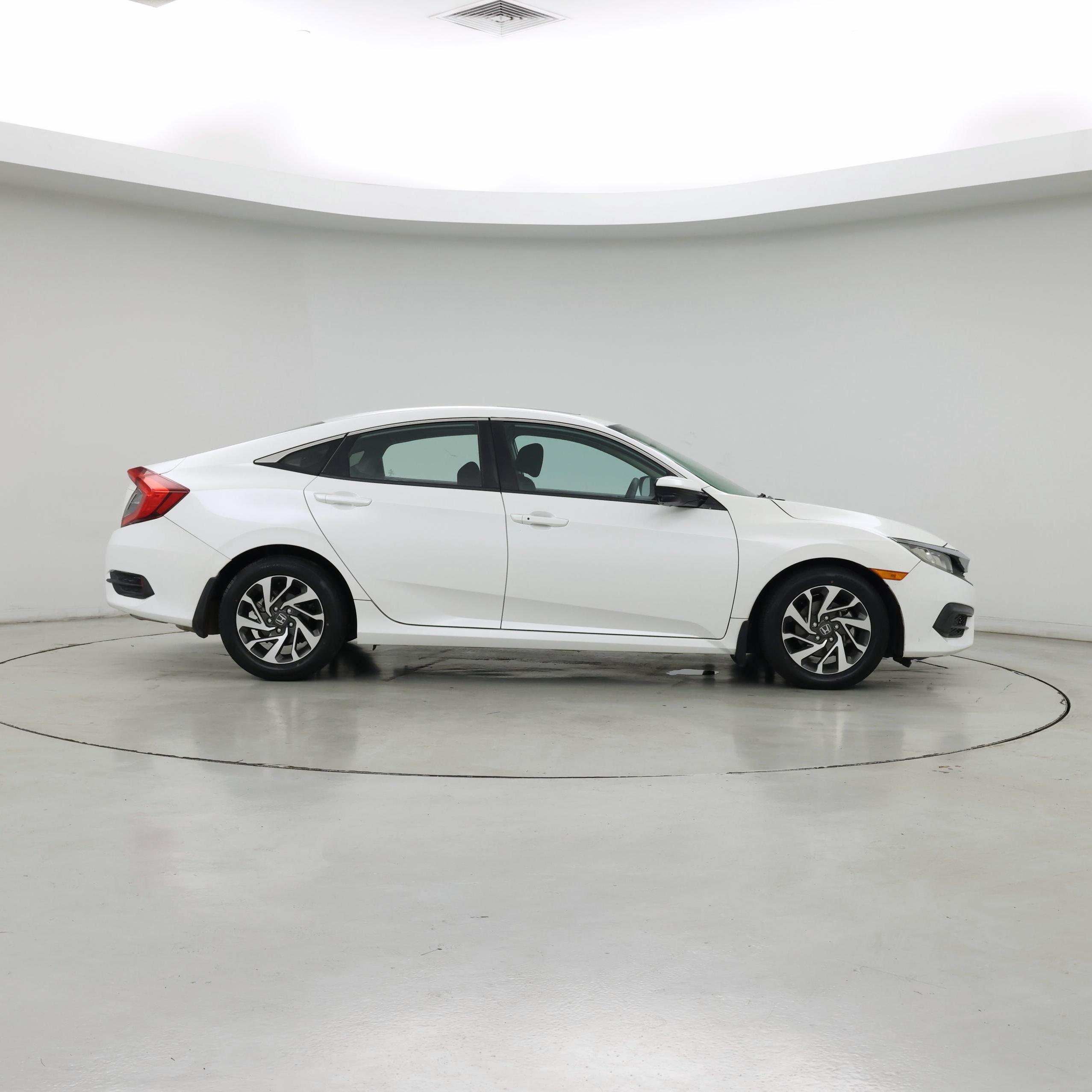 Thumbnail: 2016 Honda Civic - 7