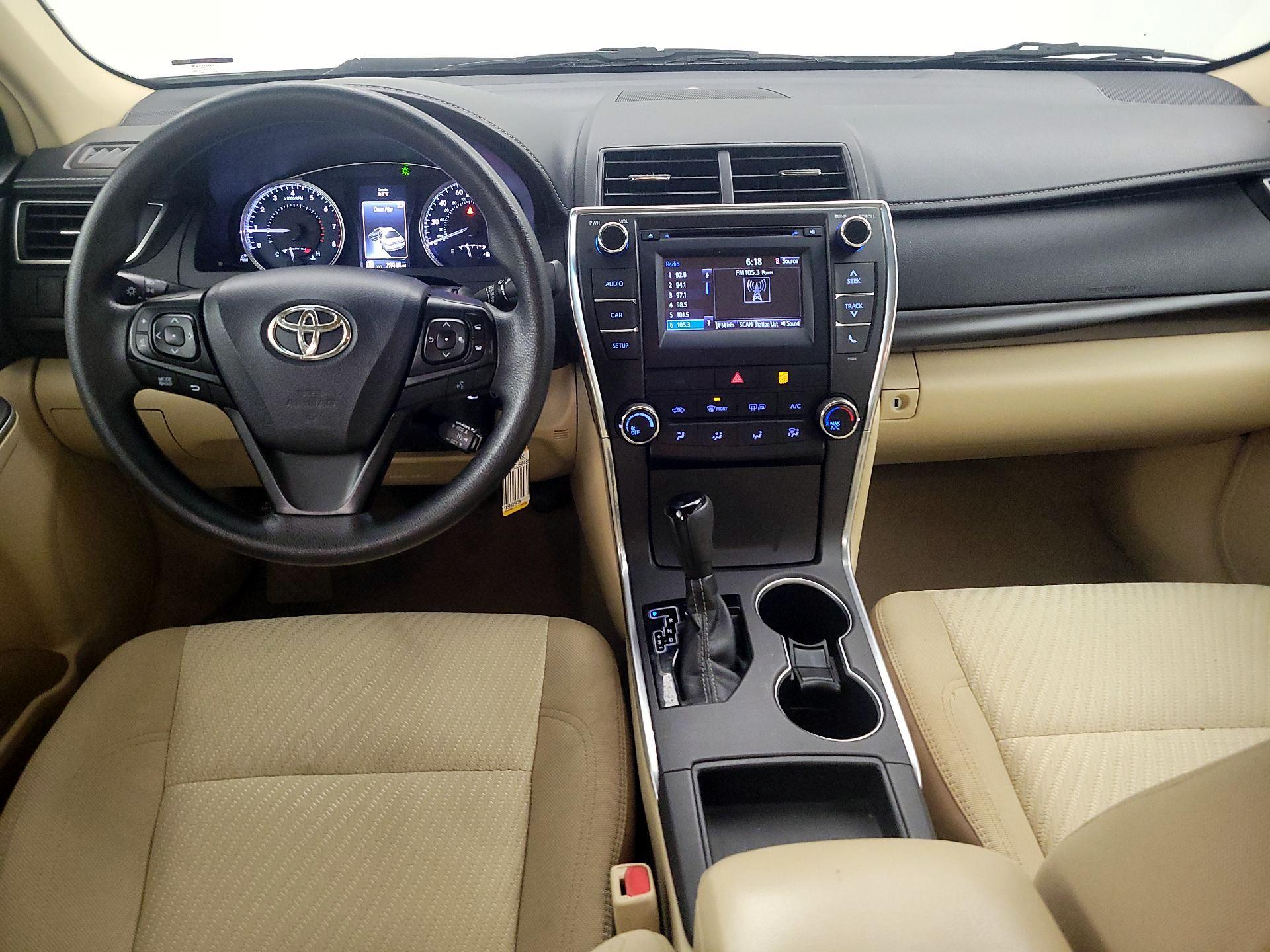 Thumbnail: 2016 Toyota Camry - 9