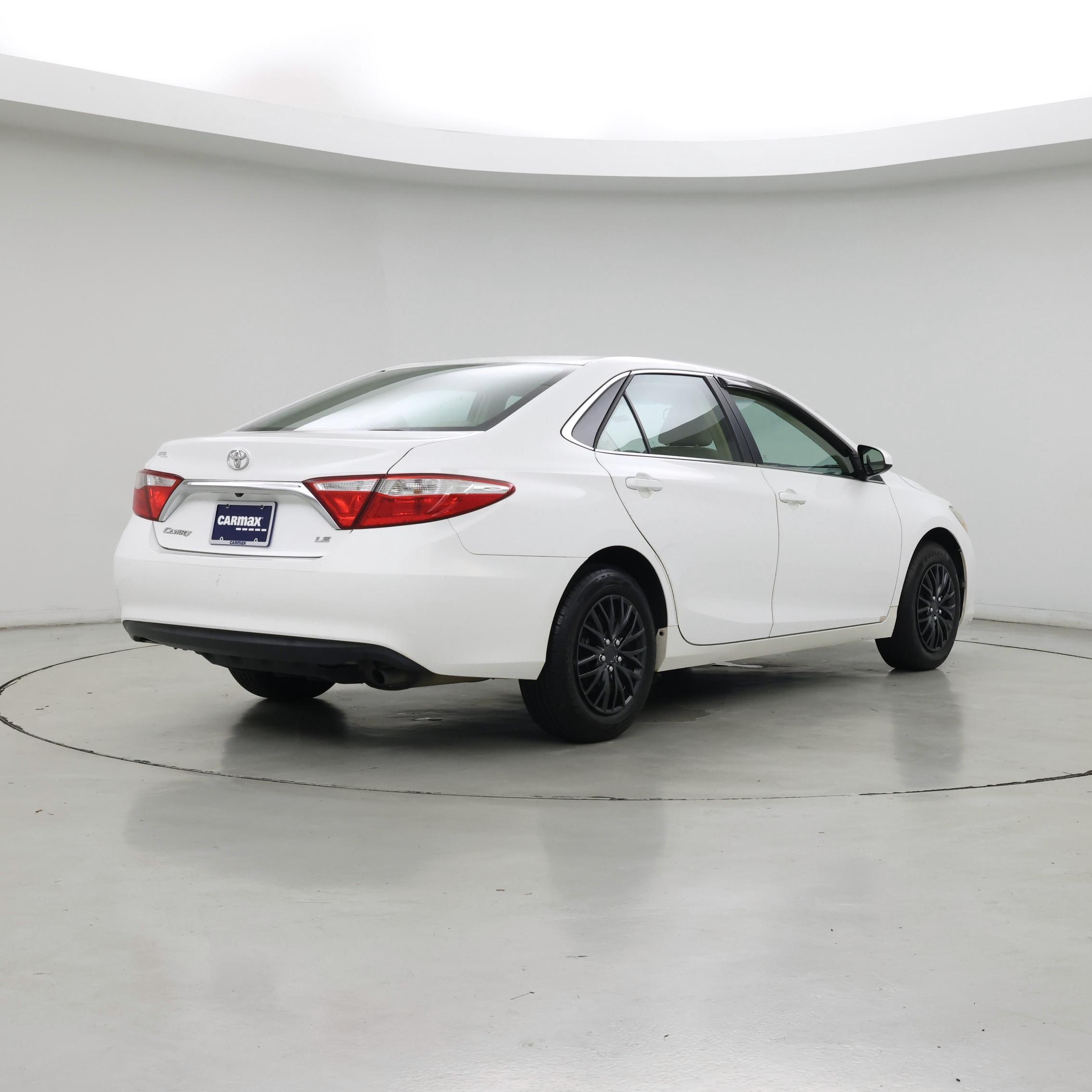 Thumbnail: 2016 Toyota Camry - 8