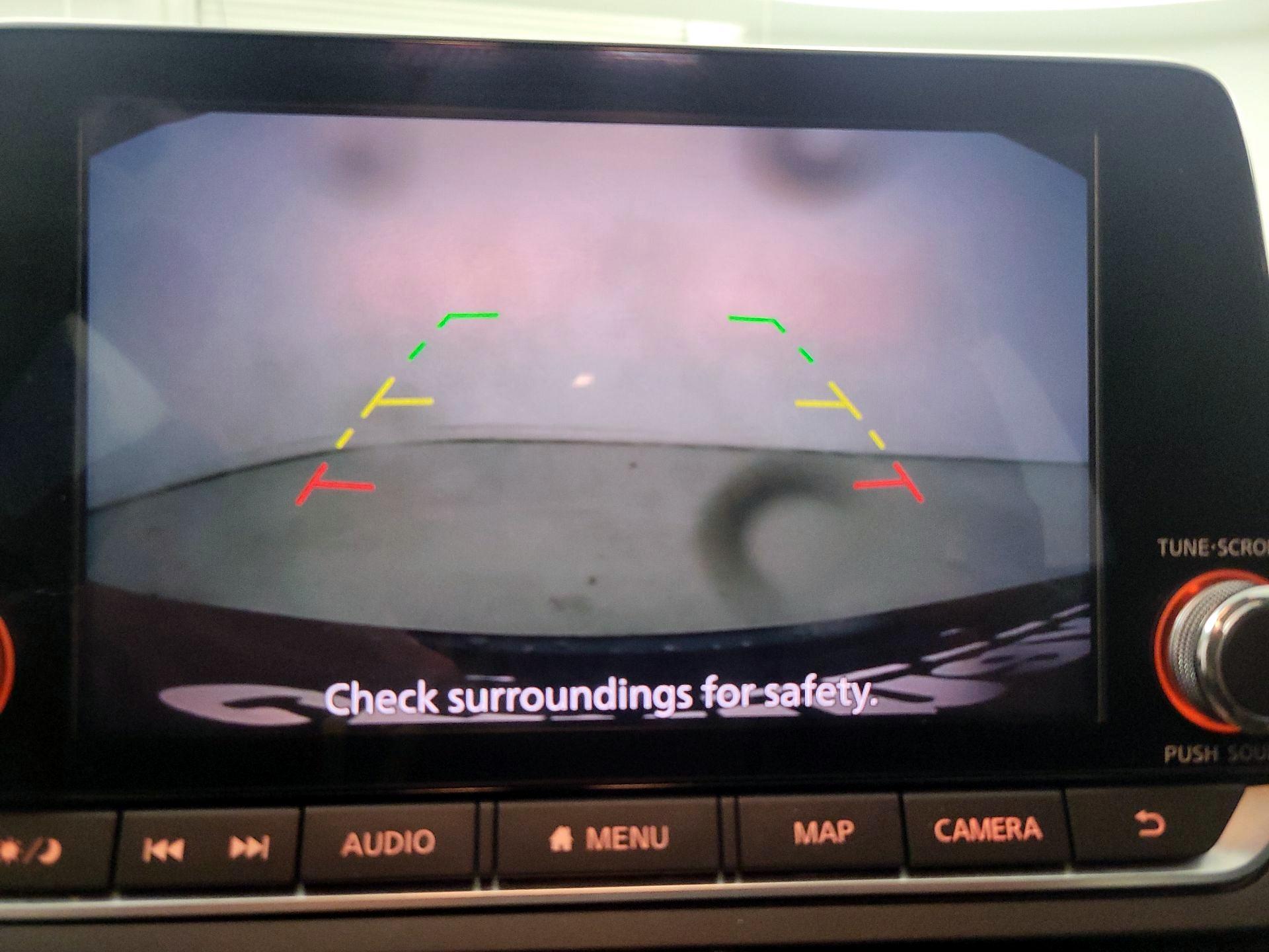 Thumbnail: 2020 Nissan Altima - 15