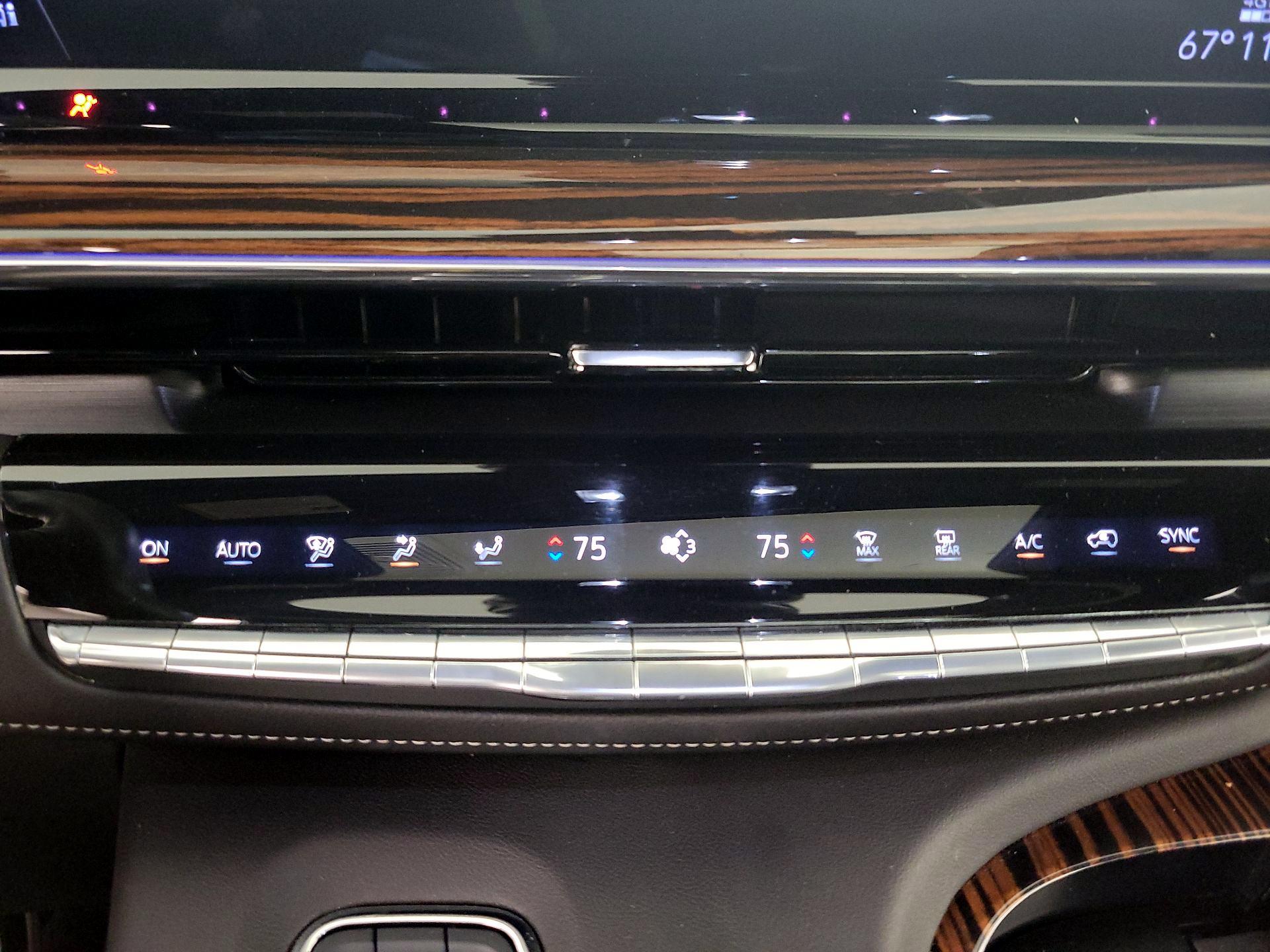 Thumbnail: 2024 Cadillac Escalade - 17