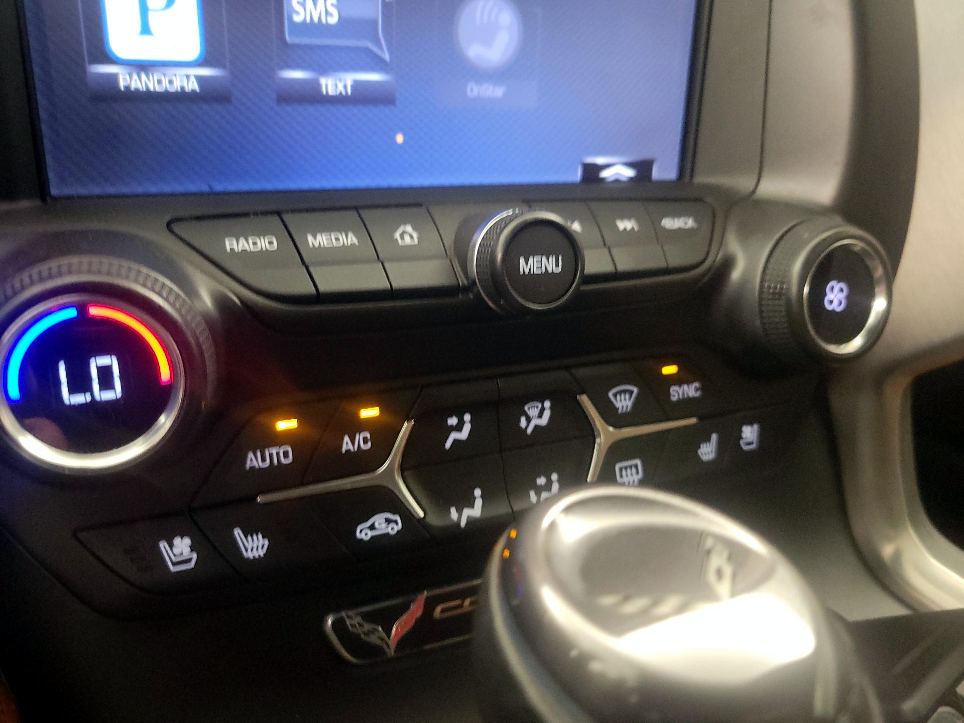 Thumbnail: 2015 Chevrolet Corvette - 17