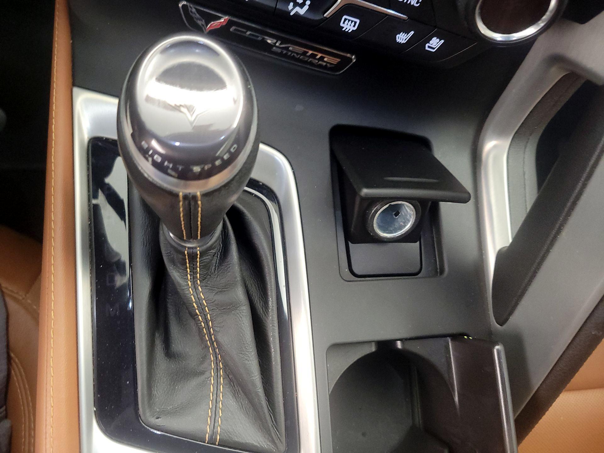 Thumbnail: 2015 Chevrolet Corvette - 18