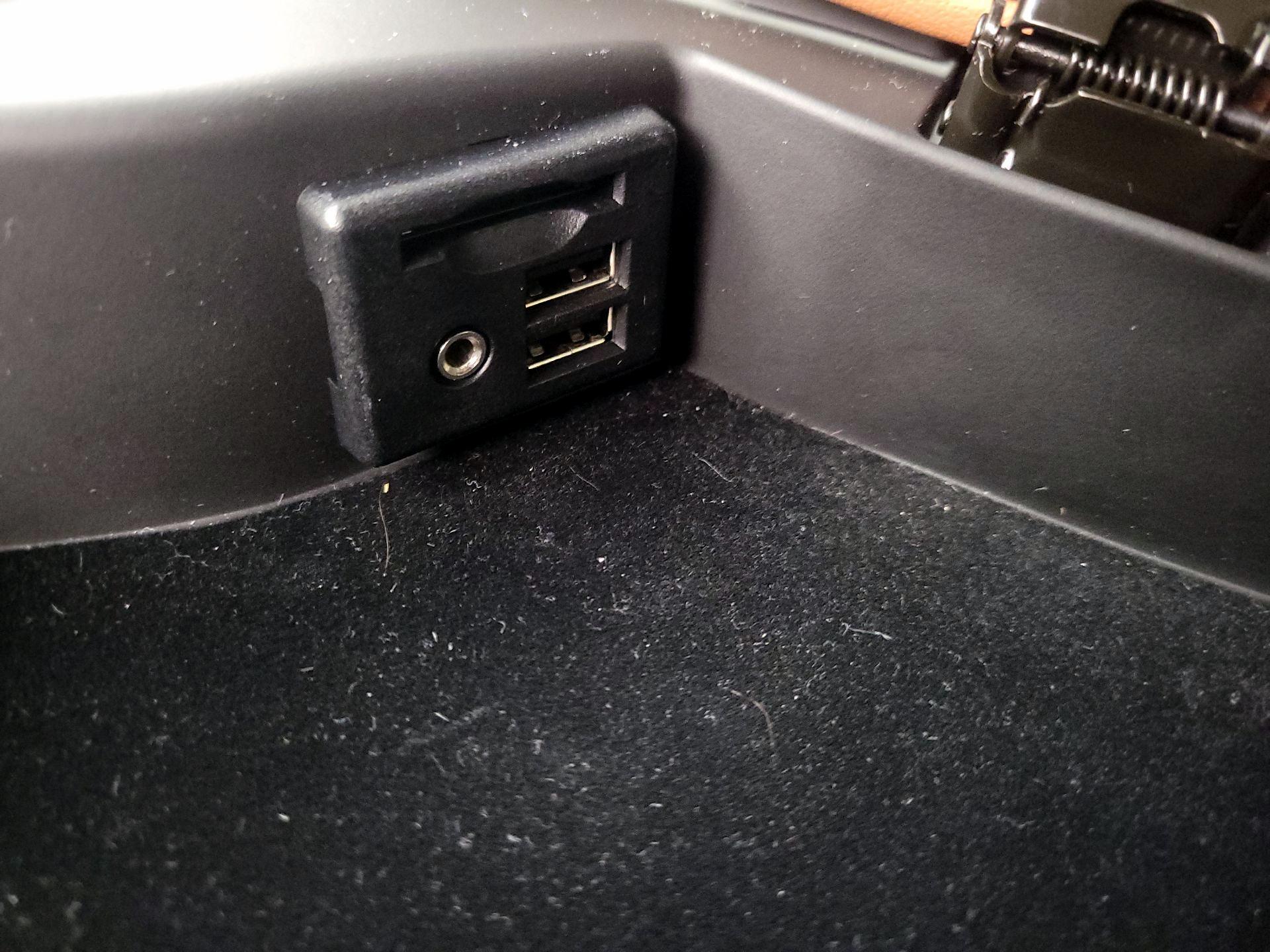 Thumbnail: 2015 Chevrolet Corvette - 19