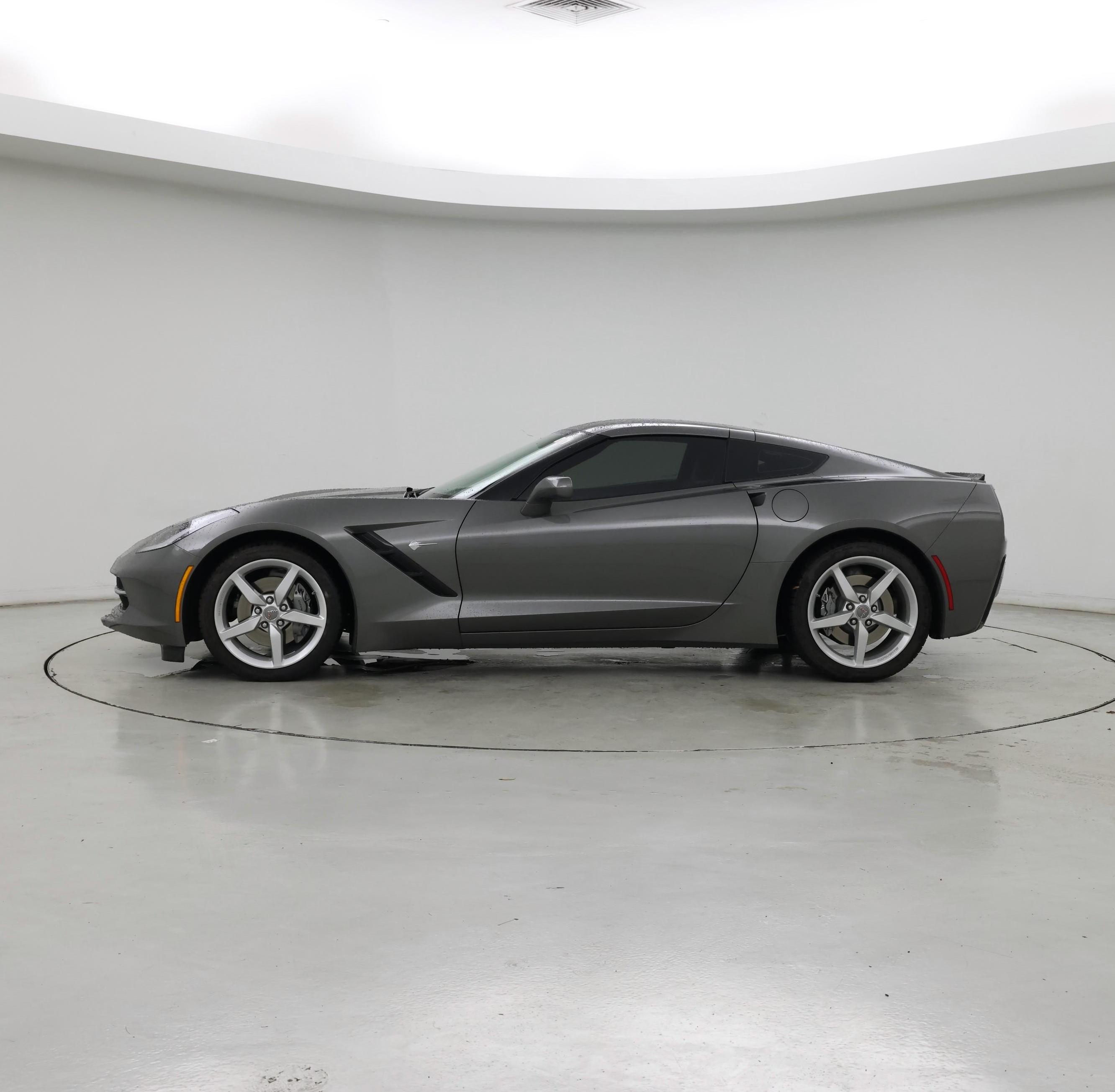 Thumbnail: 2015 Chevrolet Corvette - 3