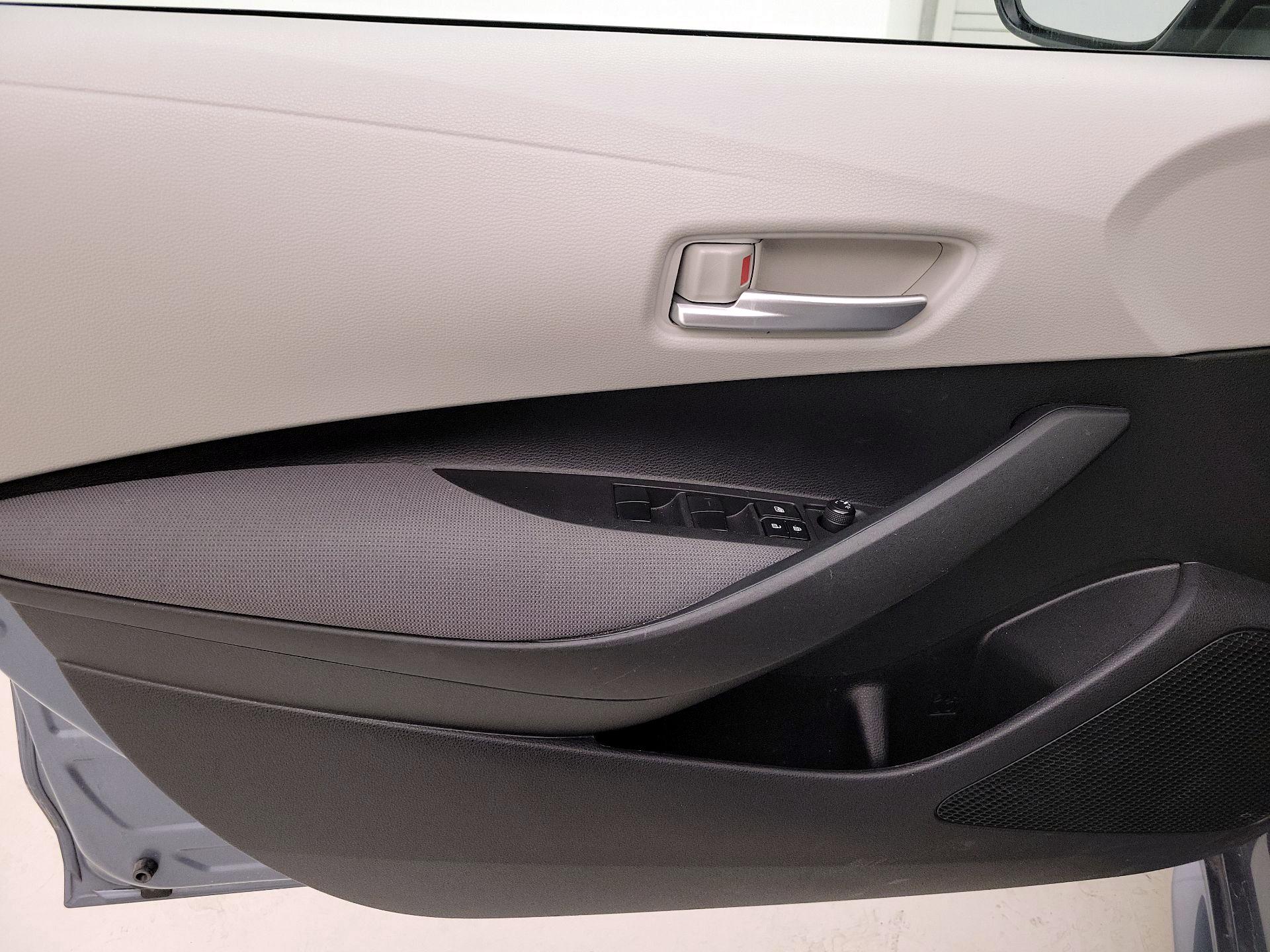 Thumbnail: 2021 Toyota Corolla - 12