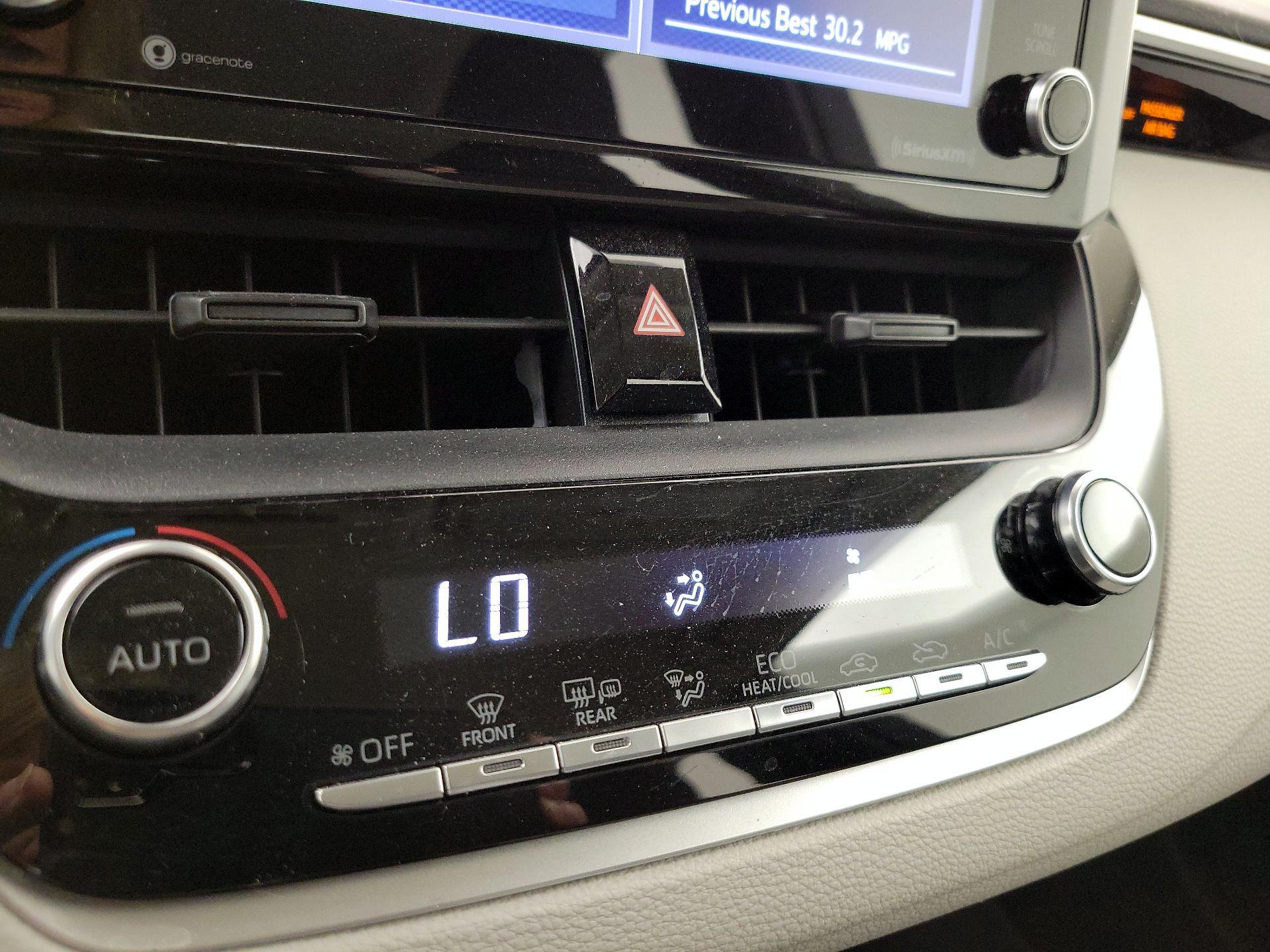 Thumbnail: 2021 Toyota Corolla - 16