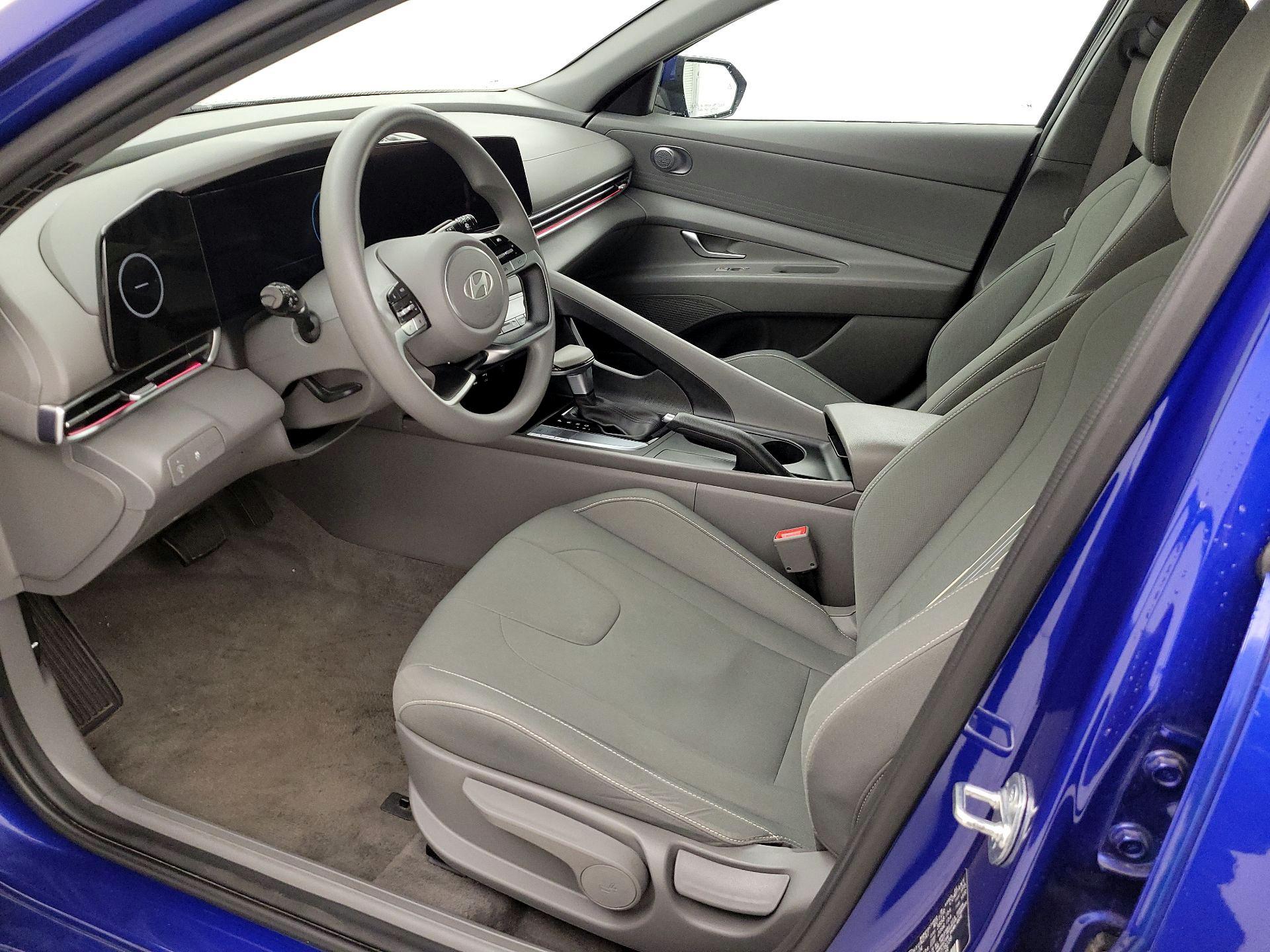 Thumbnail: 2024 Hyundai Elantra - 11