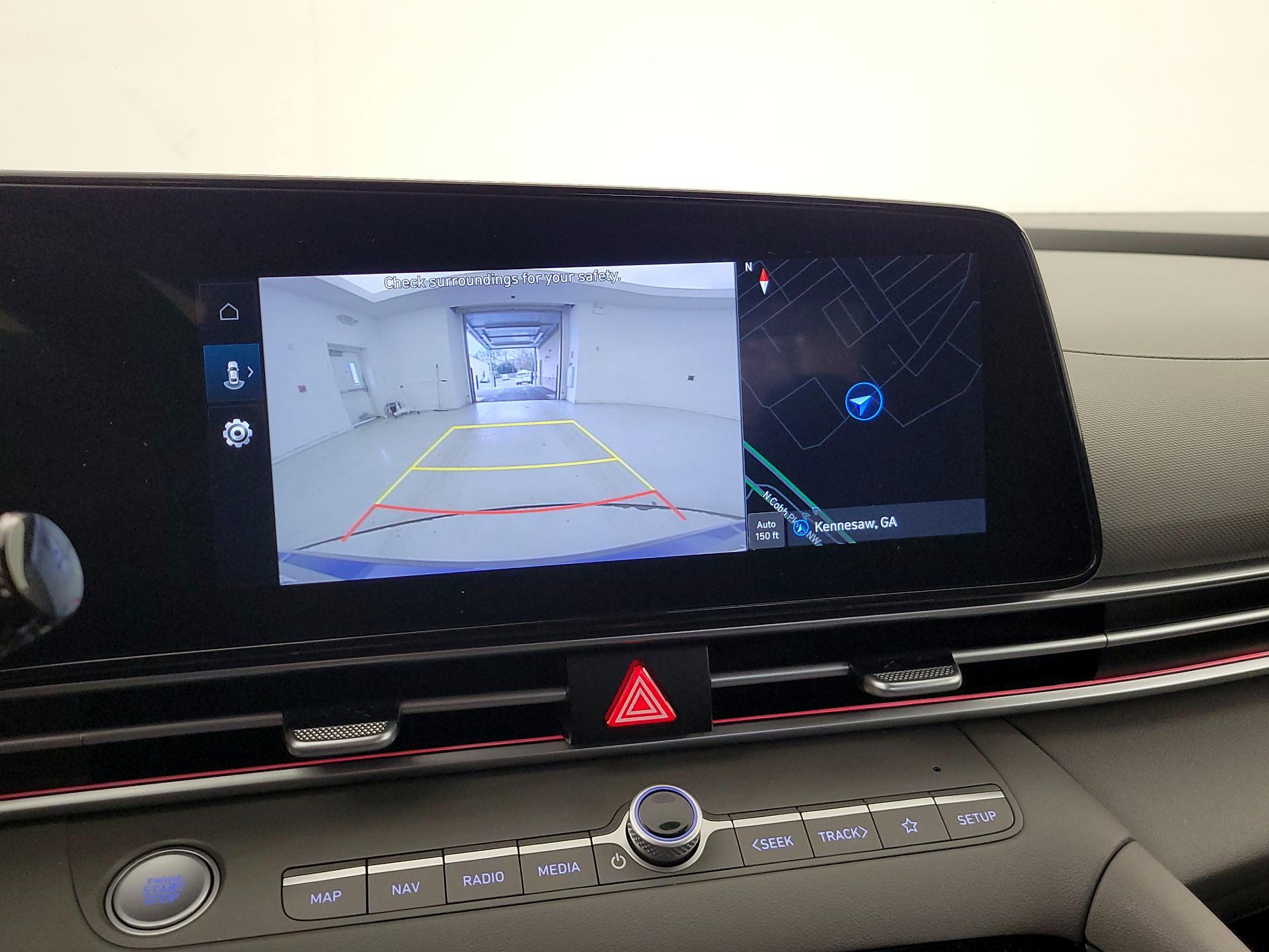 Thumbnail: 2024 Hyundai Elantra - 15