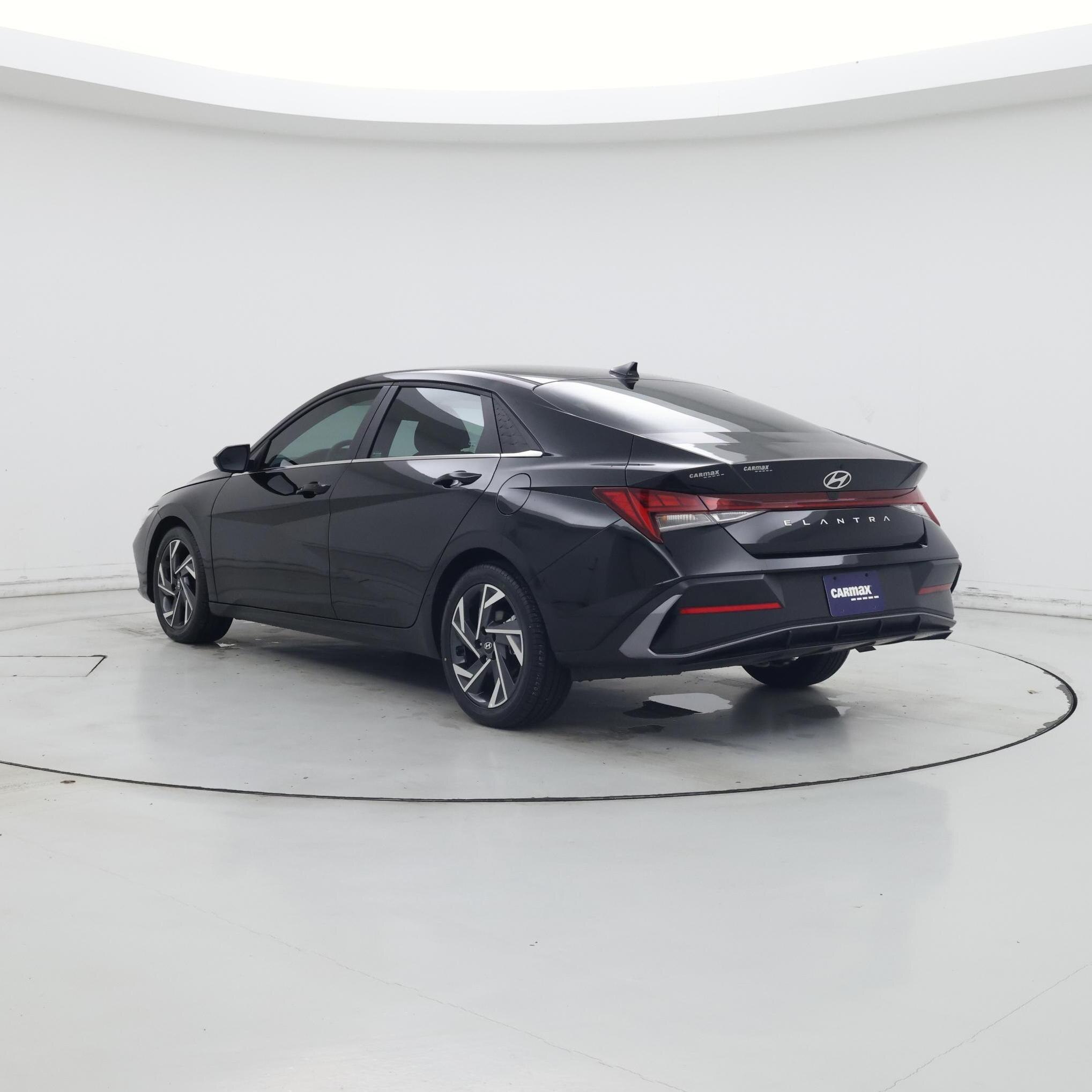 Thumbnail: 2024 Hyundai Elantra - 2