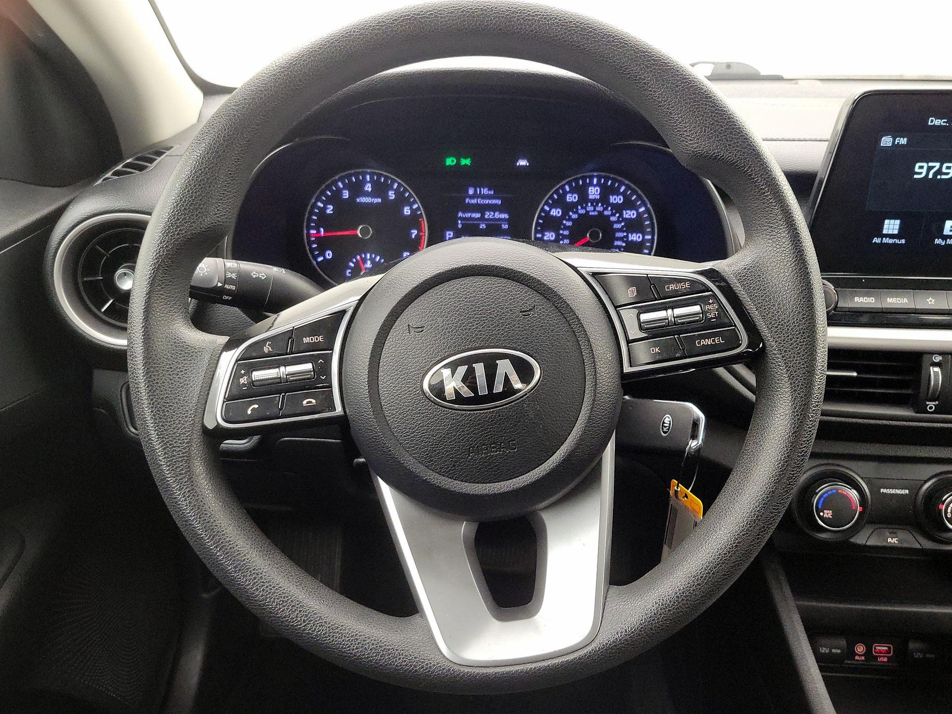 Thumbnail: 2021 Kia Forte - 10