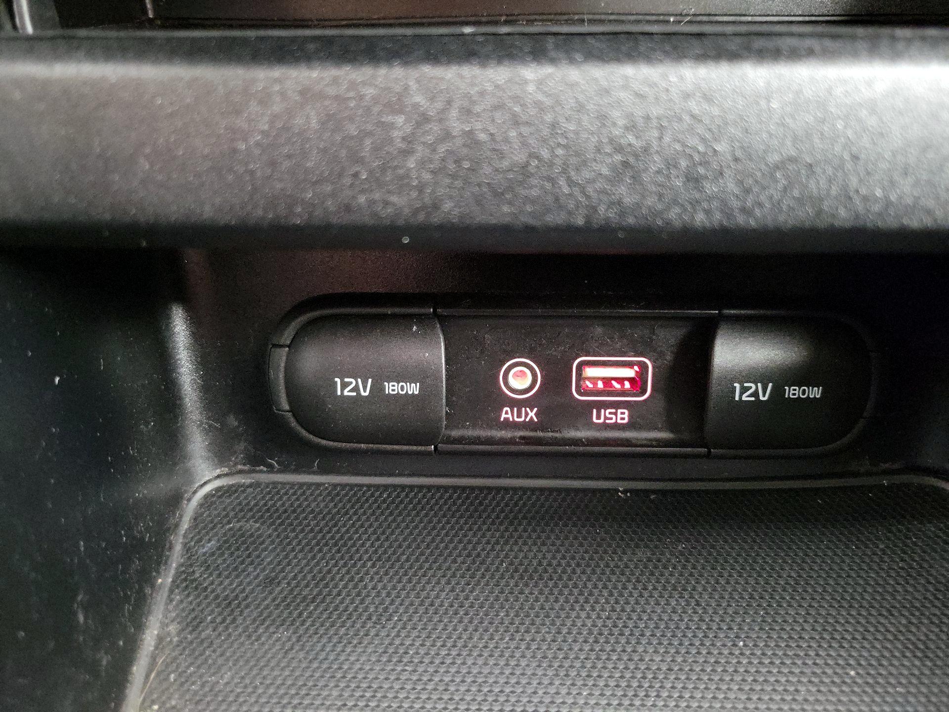 Thumbnail: 2021 Kia Forte - 18