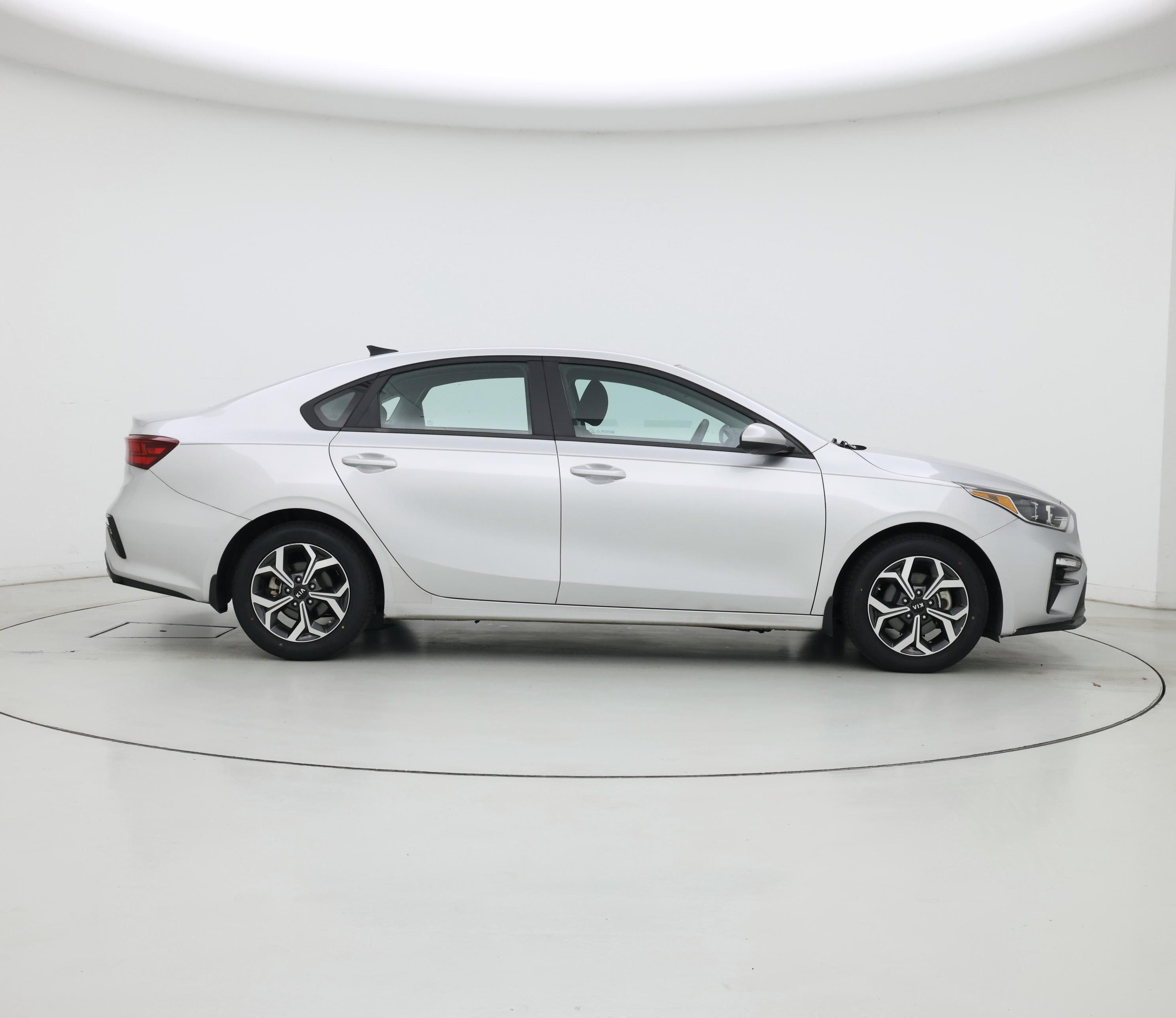 Thumbnail: 2021 Kia Forte - 7