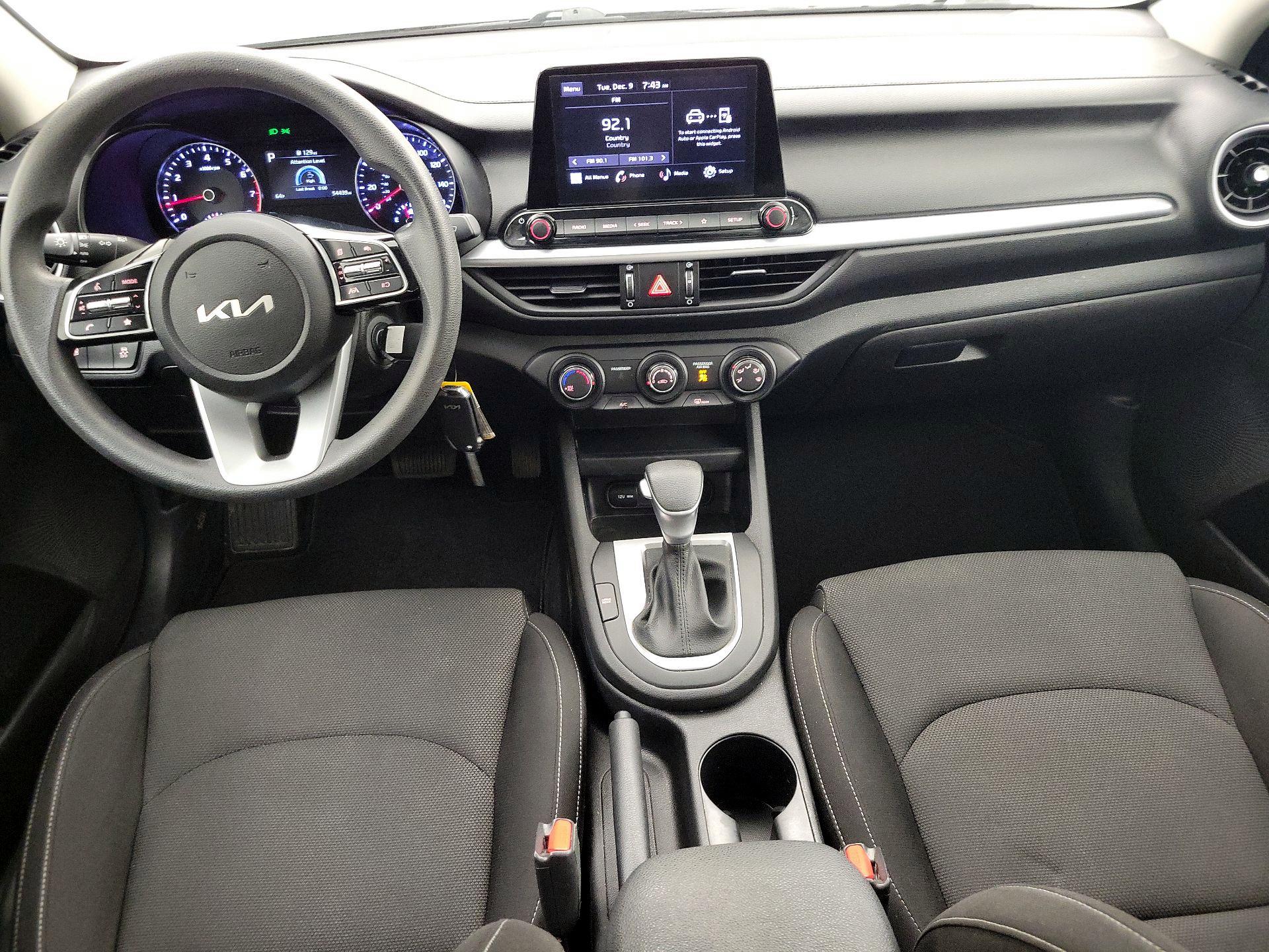 Thumbnail: 2023 Kia Forte - 9