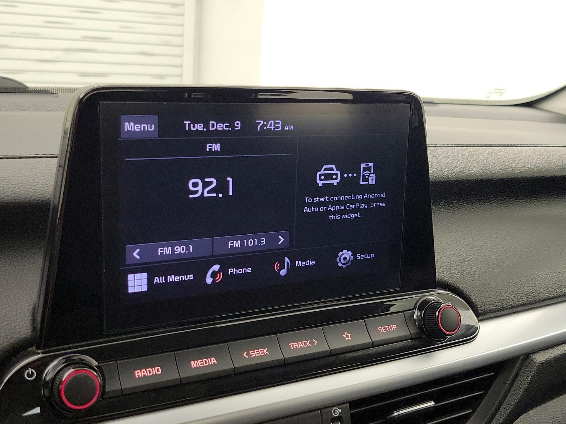 Thumbnail: 2023 Kia Forte - 15