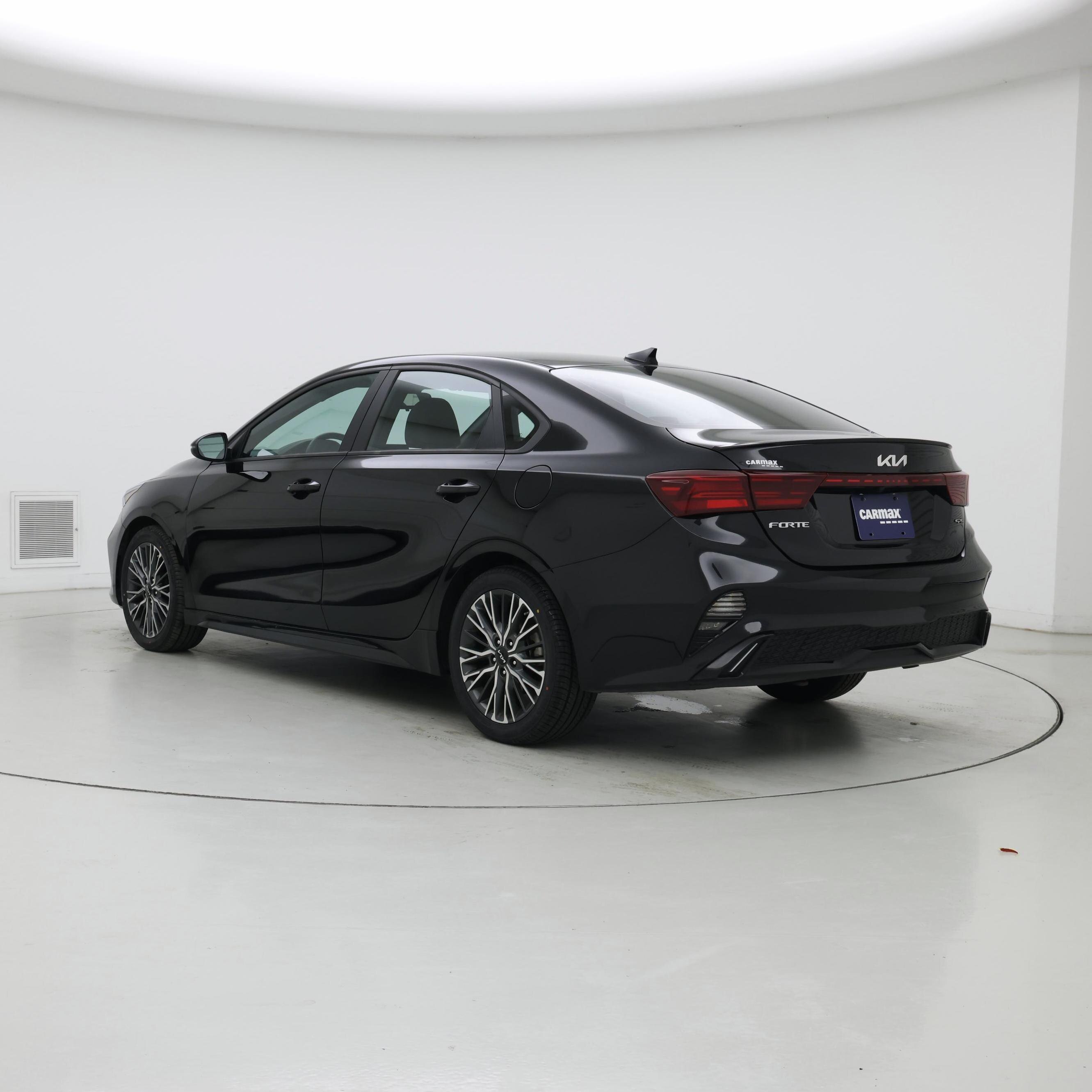 Thumbnail: 2023 Kia Forte - 2