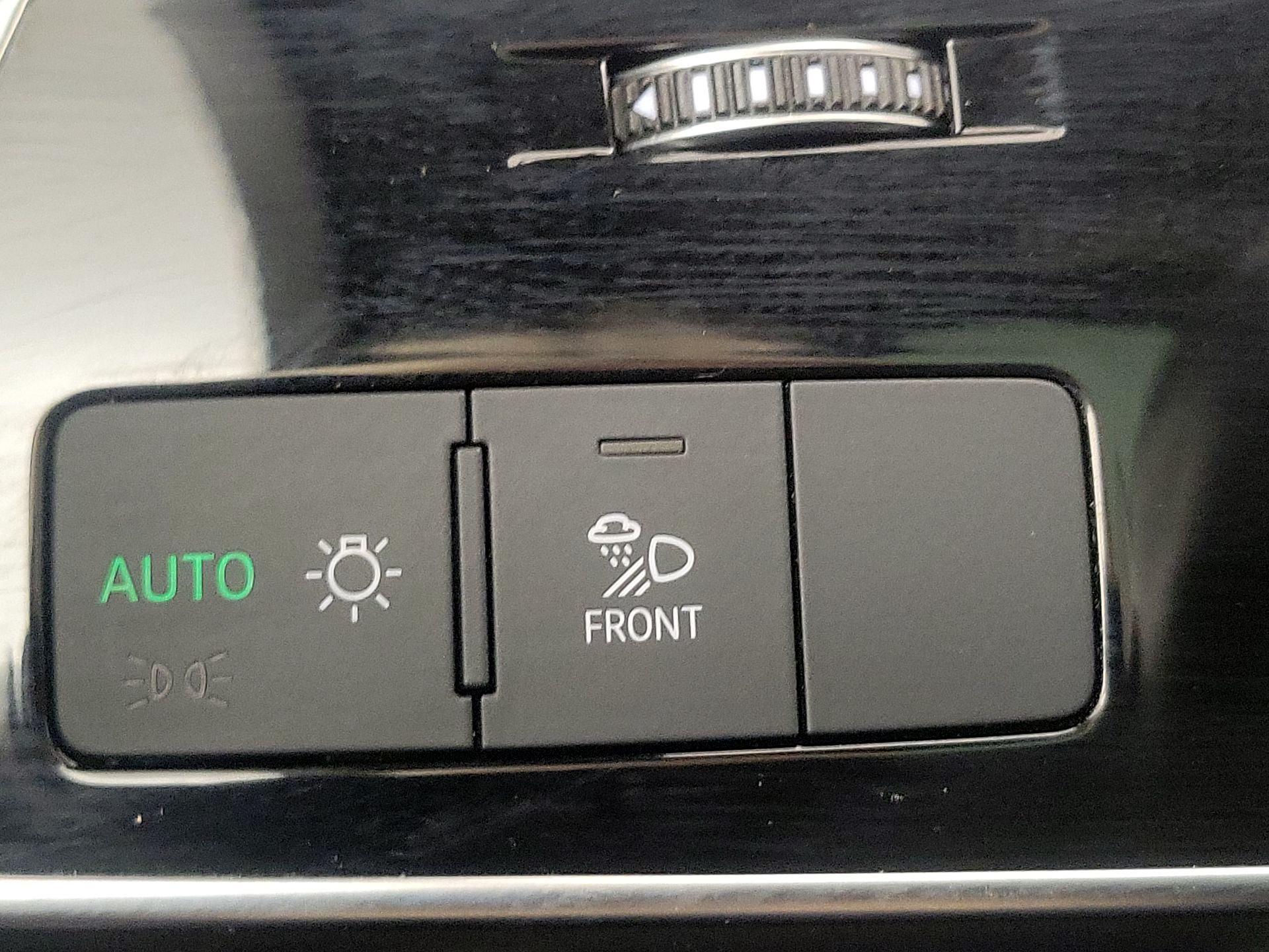 Thumbnail: 2023 Audi Q7 - 13